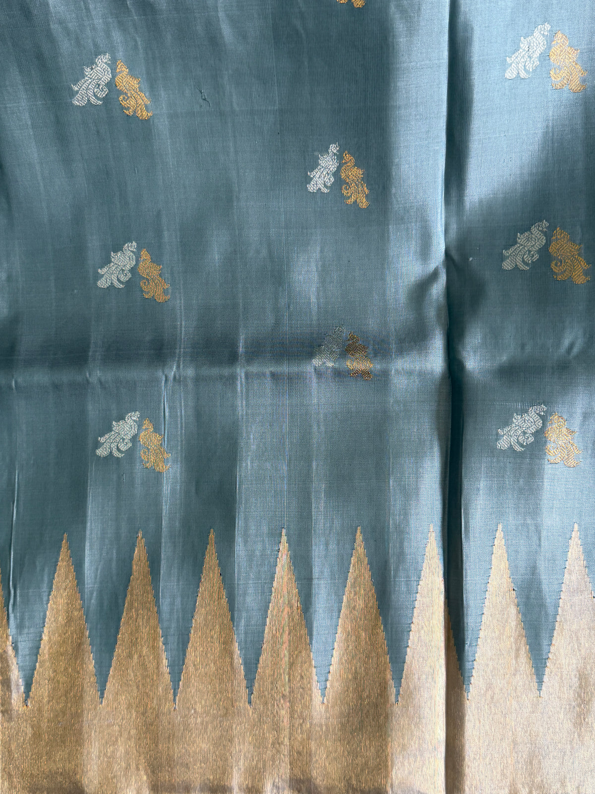 Gray Gadwal Silk Saree with Gold Zari Border — Pure Handloom | Silk Mark Certified