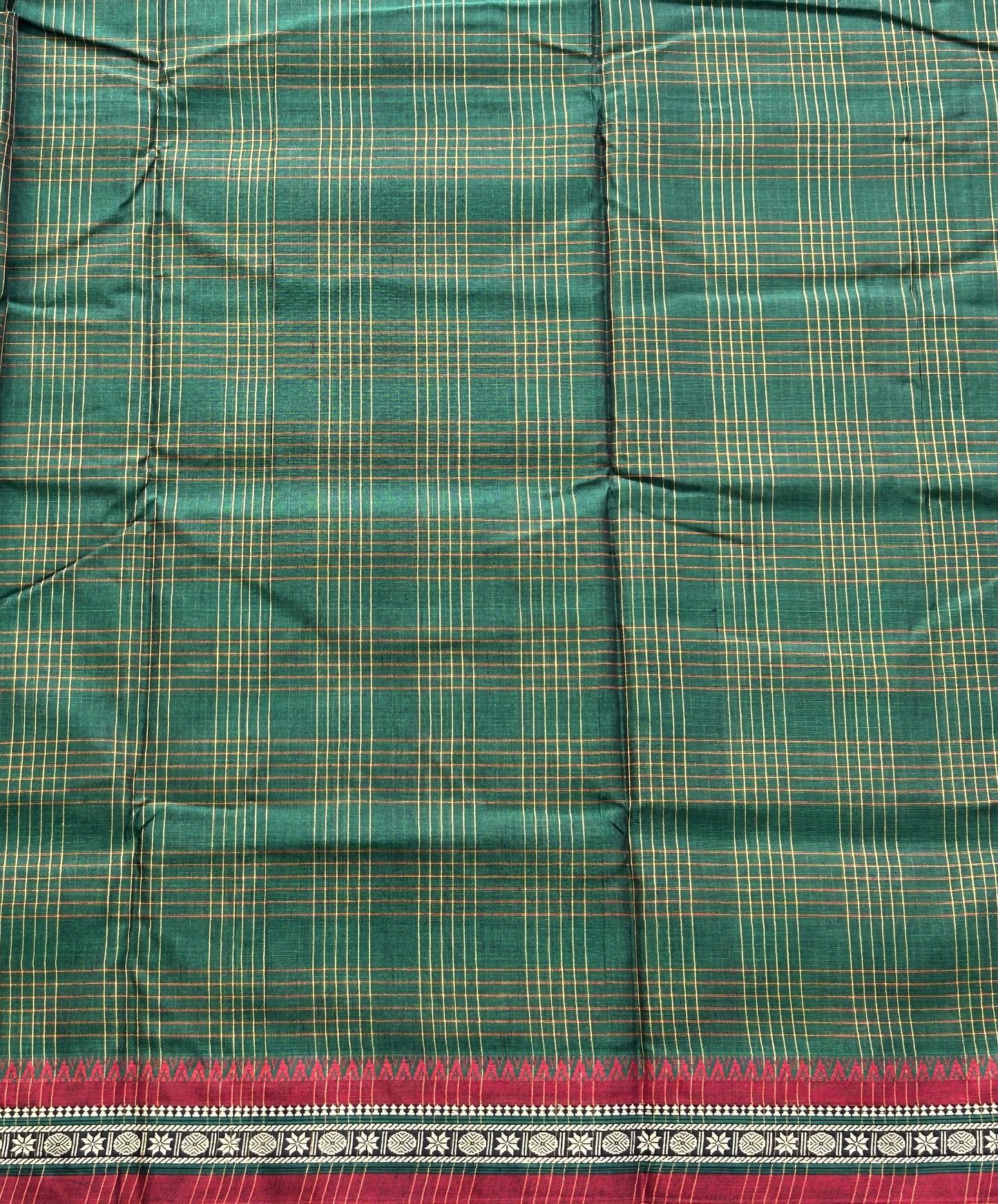 Narayanpet Cotton Checks Saree Dark Green Colored Complemented with a Thread Border. - Sampradaya Designer Studio