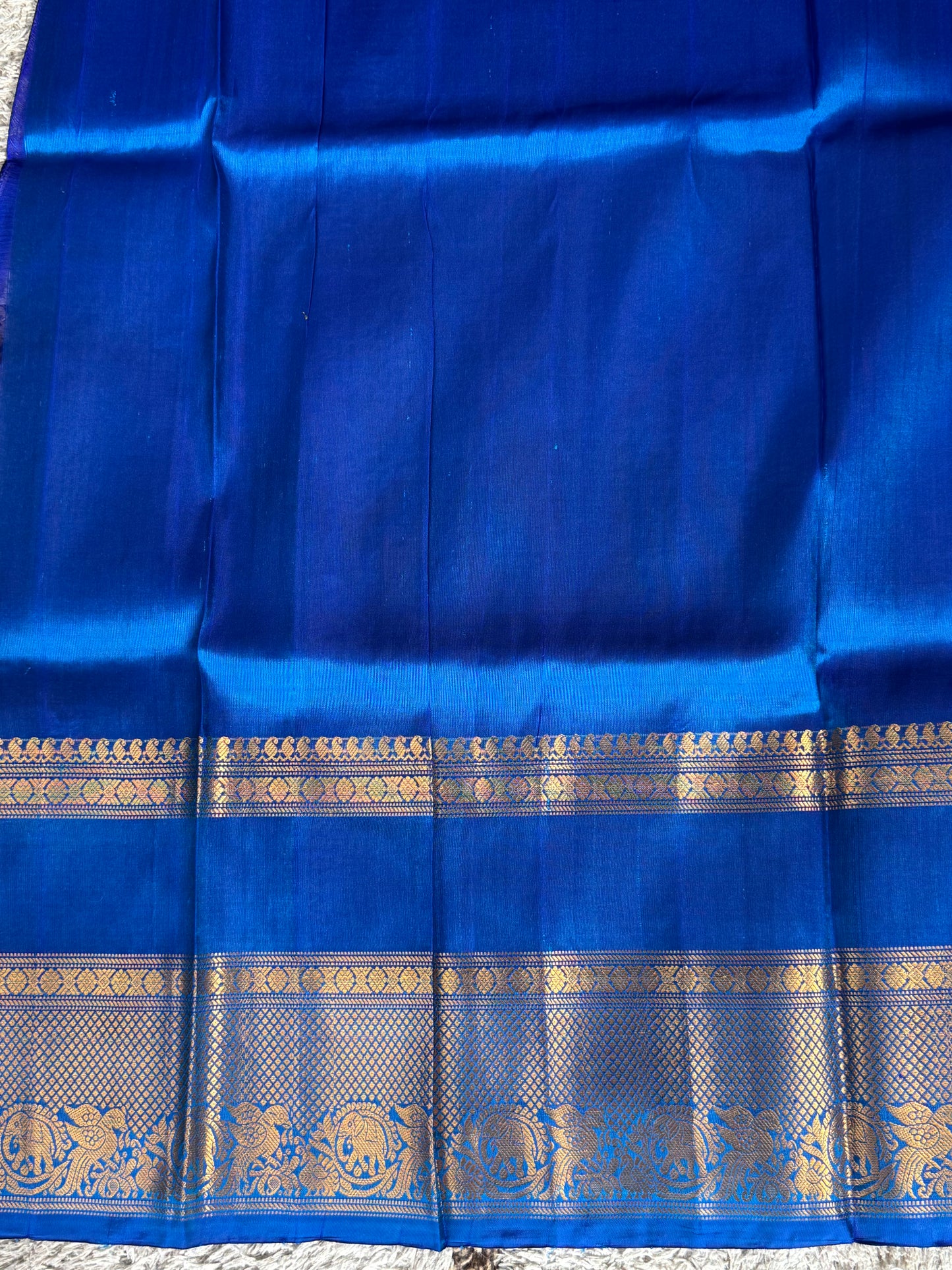 Gadwal Silk Saree Jungle Colored Complemented With Gold Zari Border