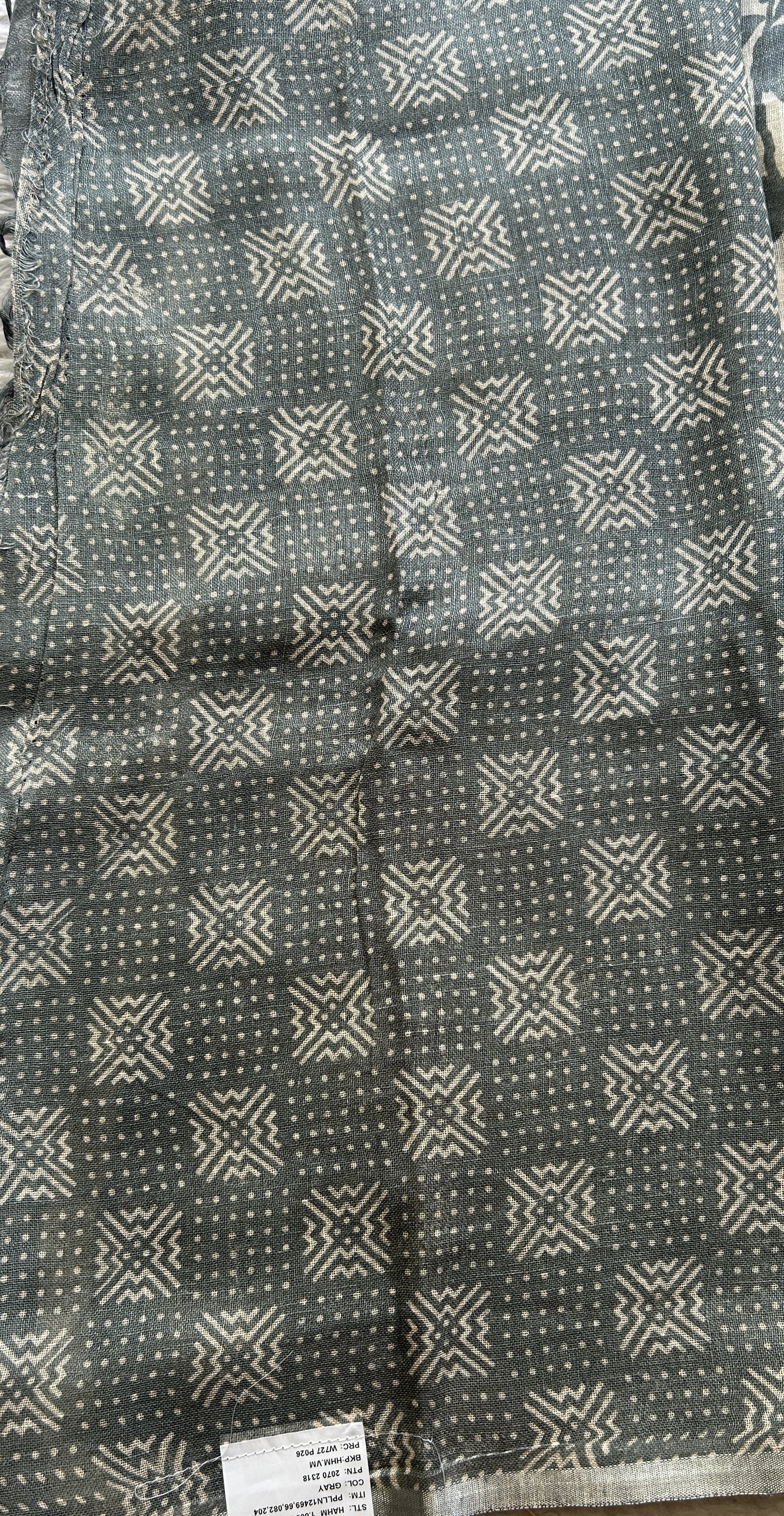 Fancy Linen Saree Gray Colored Complemented with a Lace Border. - Sampradaya Designer Studio