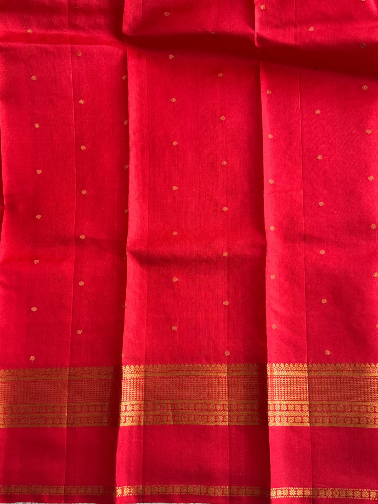 Pure Kanjivaram Silk Saree Electric Violet Colored Elegantly Paid with a Gold Zari Border