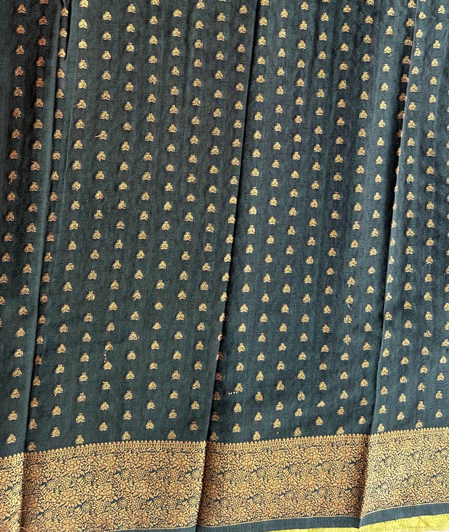 Green Banarasi Semi Tussar Georgette Saree with Sliver Zari Border — Lightweight Festive Wear