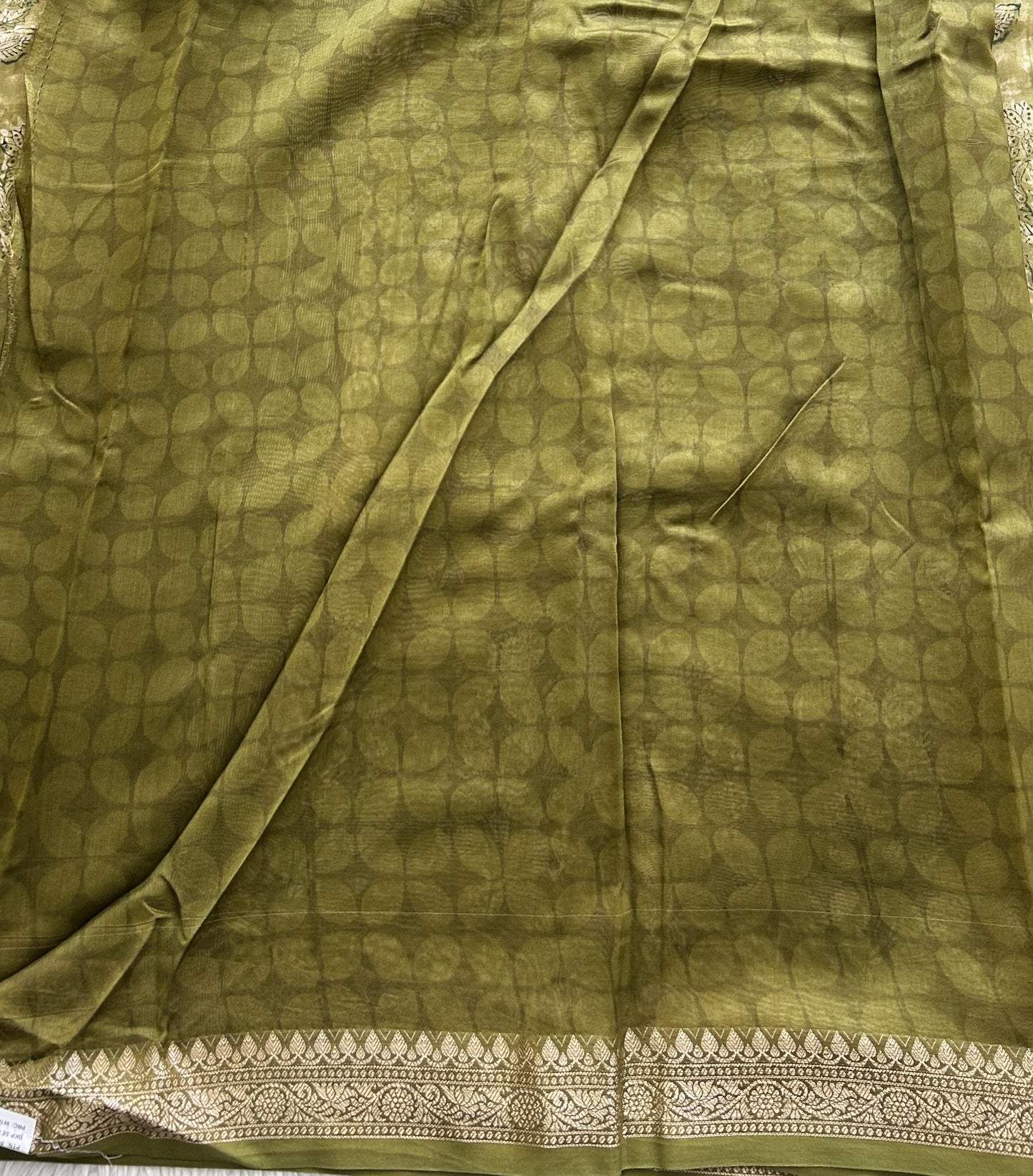 Mehndi Green Maheshwari Cotton Saree For Women - Elegant Office & Daily Wear.