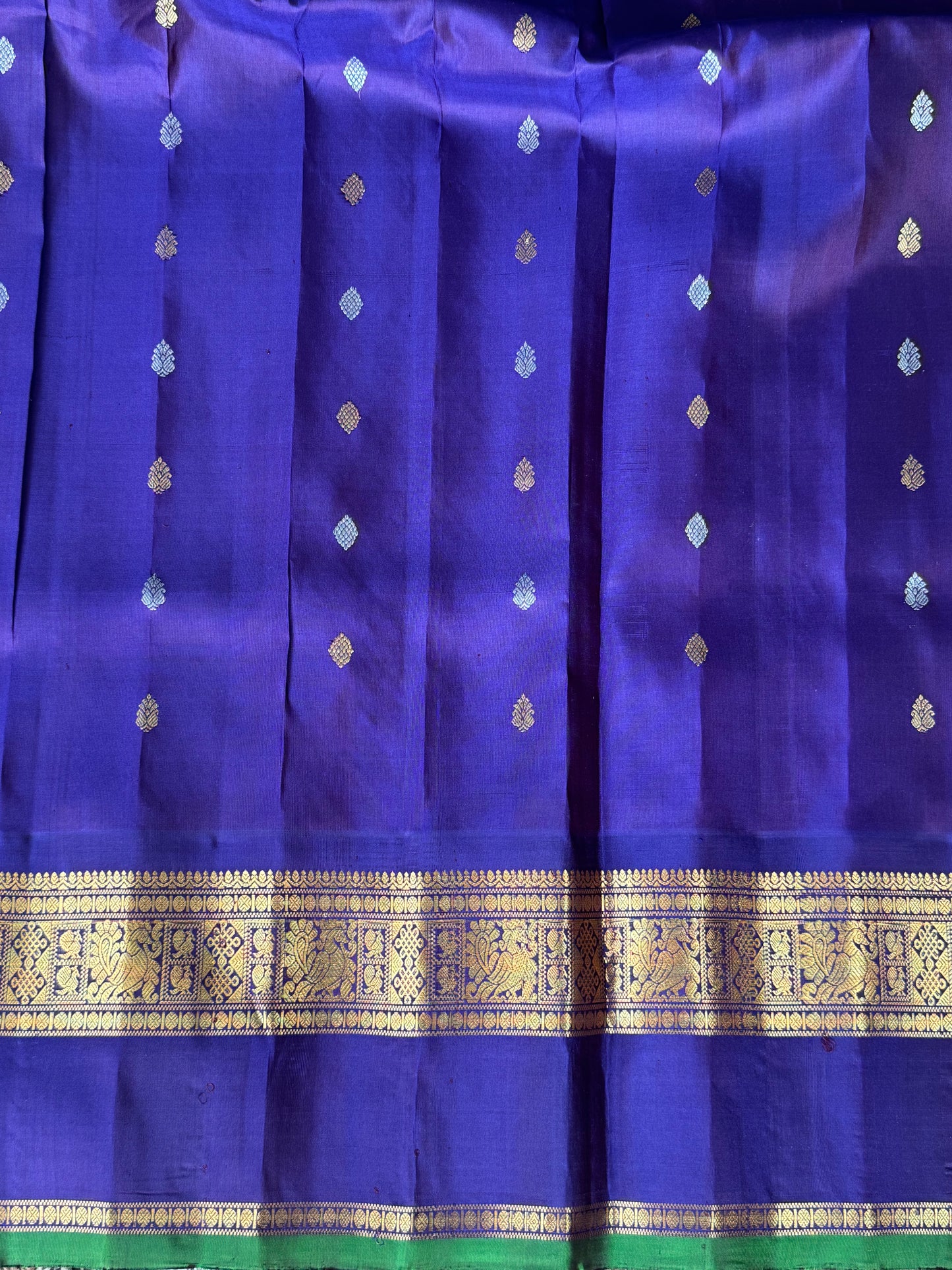 Peach Gadwal Silk Saree with Gold Zari Border — Pure Handloom | Silk Mark Certified