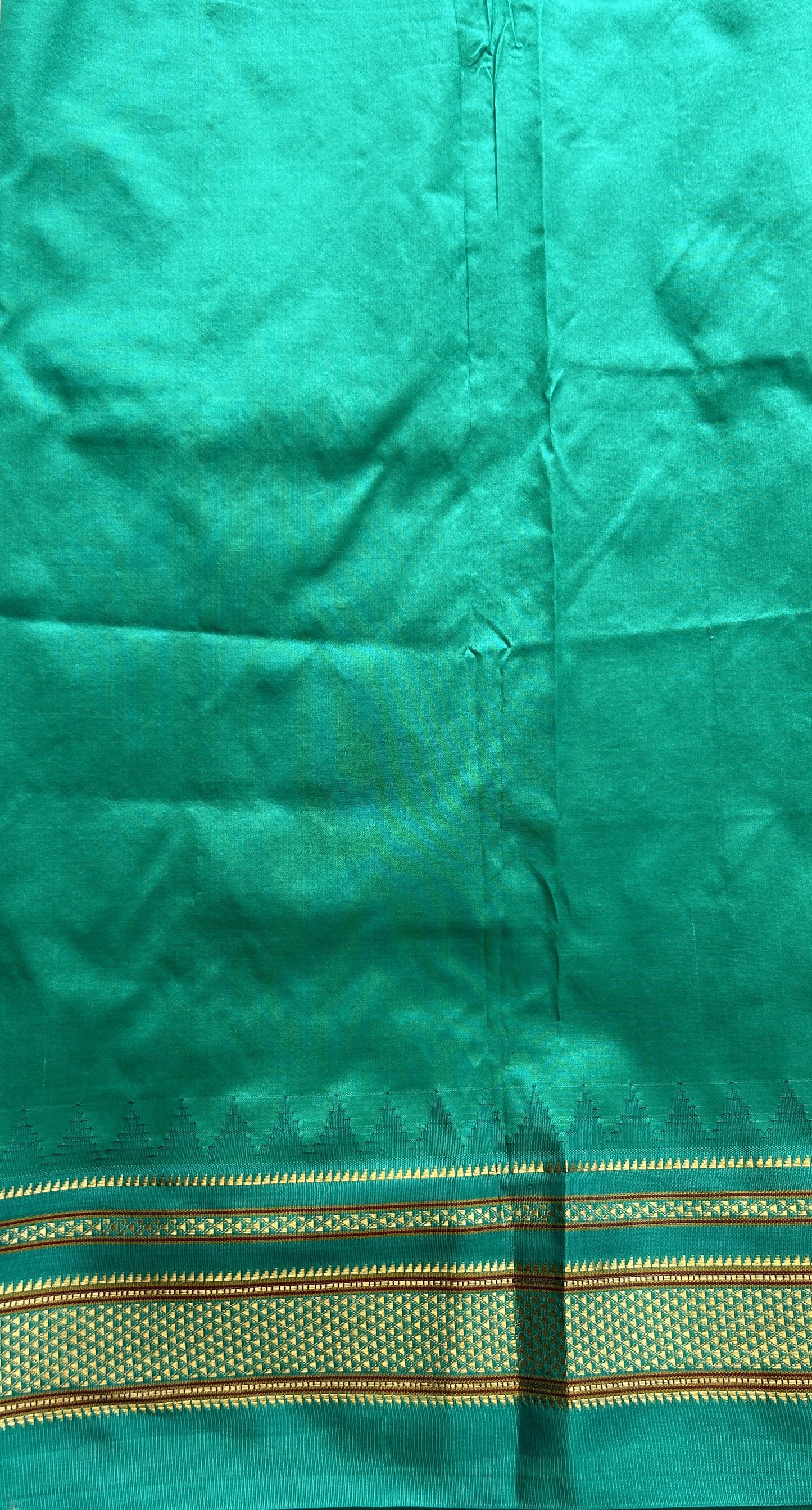 Narayanpet Silk Saree Violet Colored Complemented with a Rama Green Zari Border. - Sampradaya Designer Studio