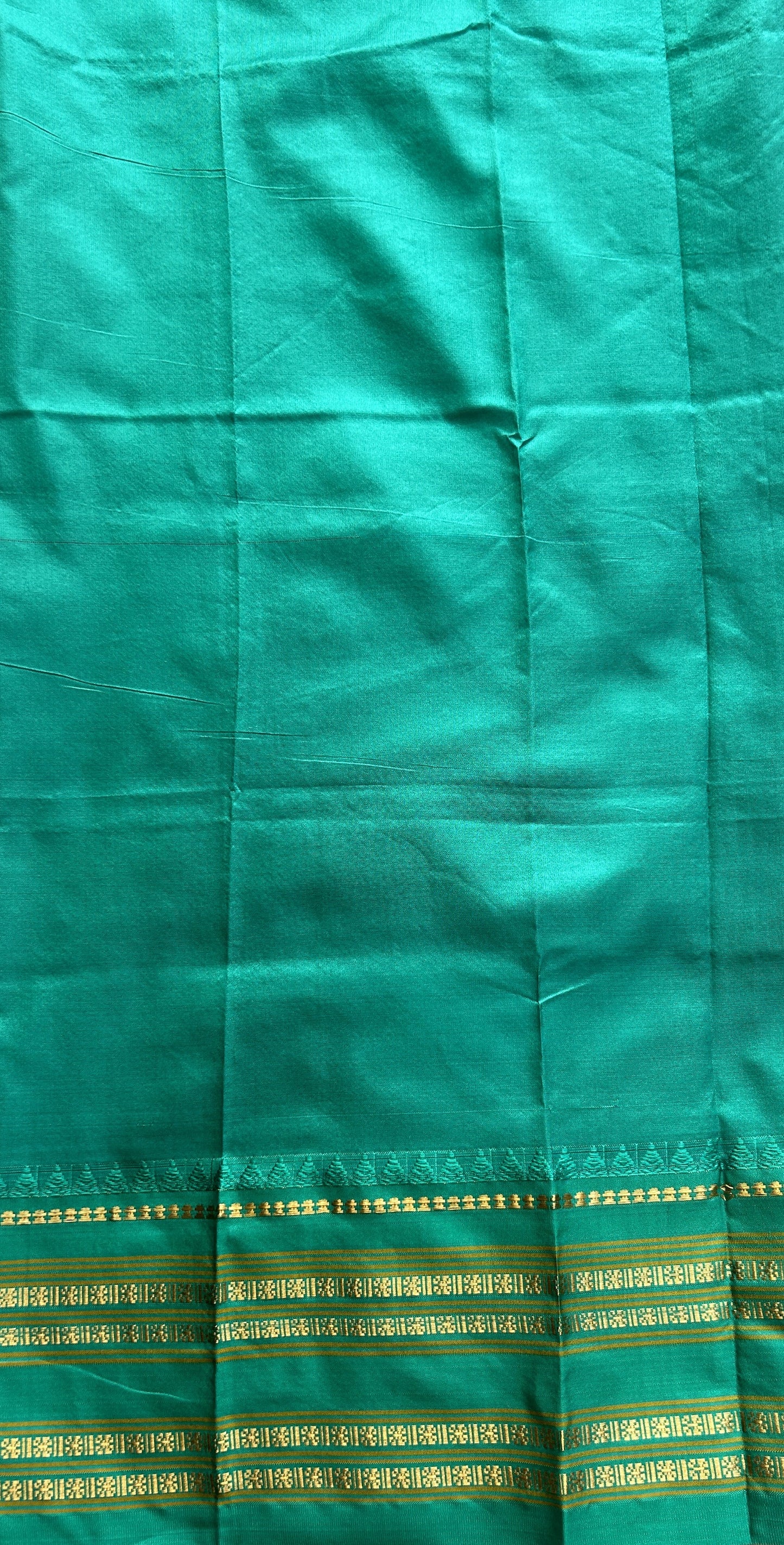 Narayanpet Silk Checks Saree Pink Colored Complemented with a Rama Green Zari Border. - Sampradaya Designer Studio