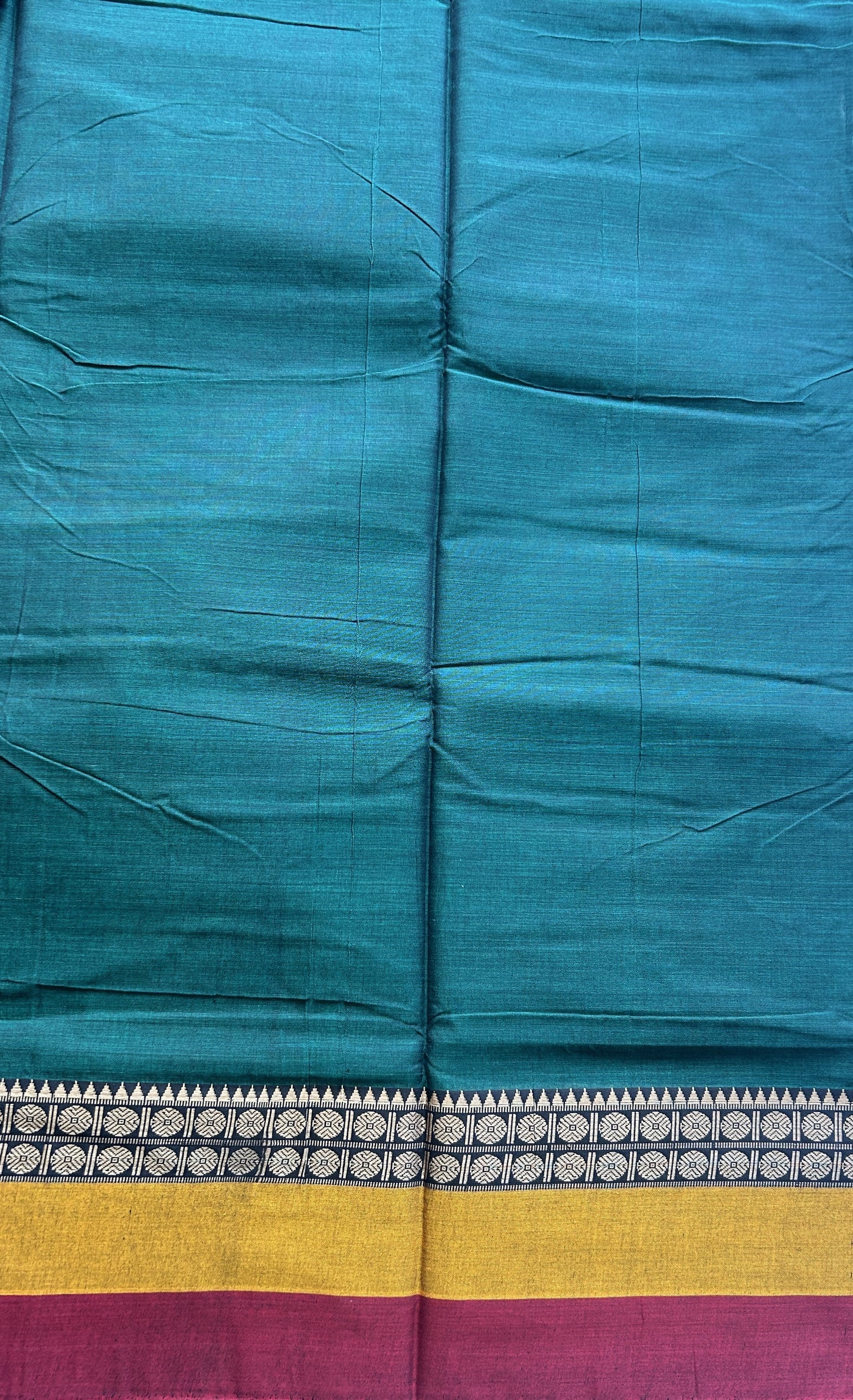 Narayanpet Cotton Saree Bottle Green Colored Complemented with a Double Border. - Sampradaya Designer Studio