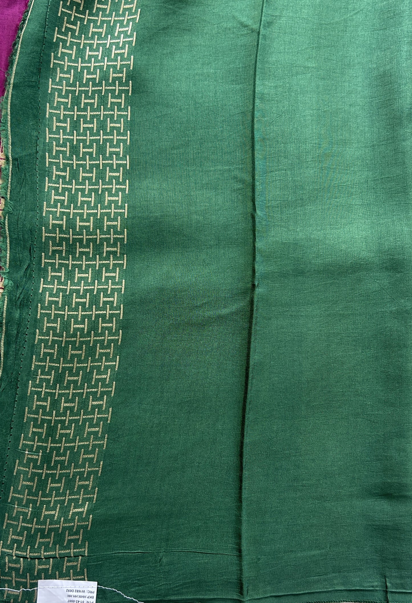 Mona Silk Saree Wine Colored Complemented with a Borderless. - Sampradaya Designer Studio