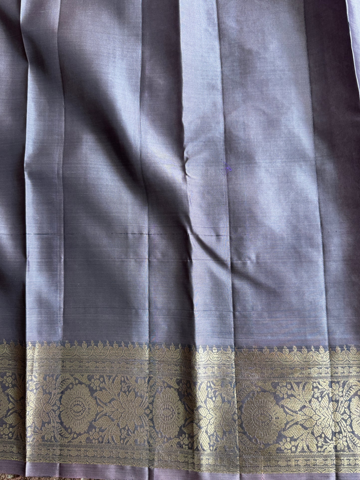 Pure Kanjivaram Silk Saree | Purple With Gold Zari Border | Handloom | Silk Mark Certified