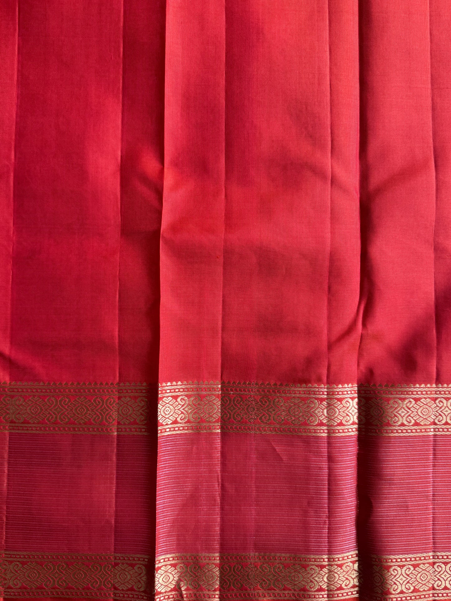 Pure Kanjivaram Silk Saree | Violet With Gold Zari Border | Handloom | Silk Mark Certified