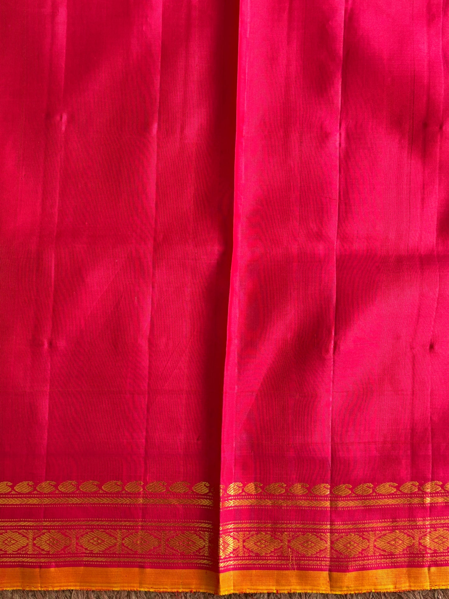 Gadwal Silk Saree Lavender Colored Complemented With Zari Border. - Sampradaya Designer Studio