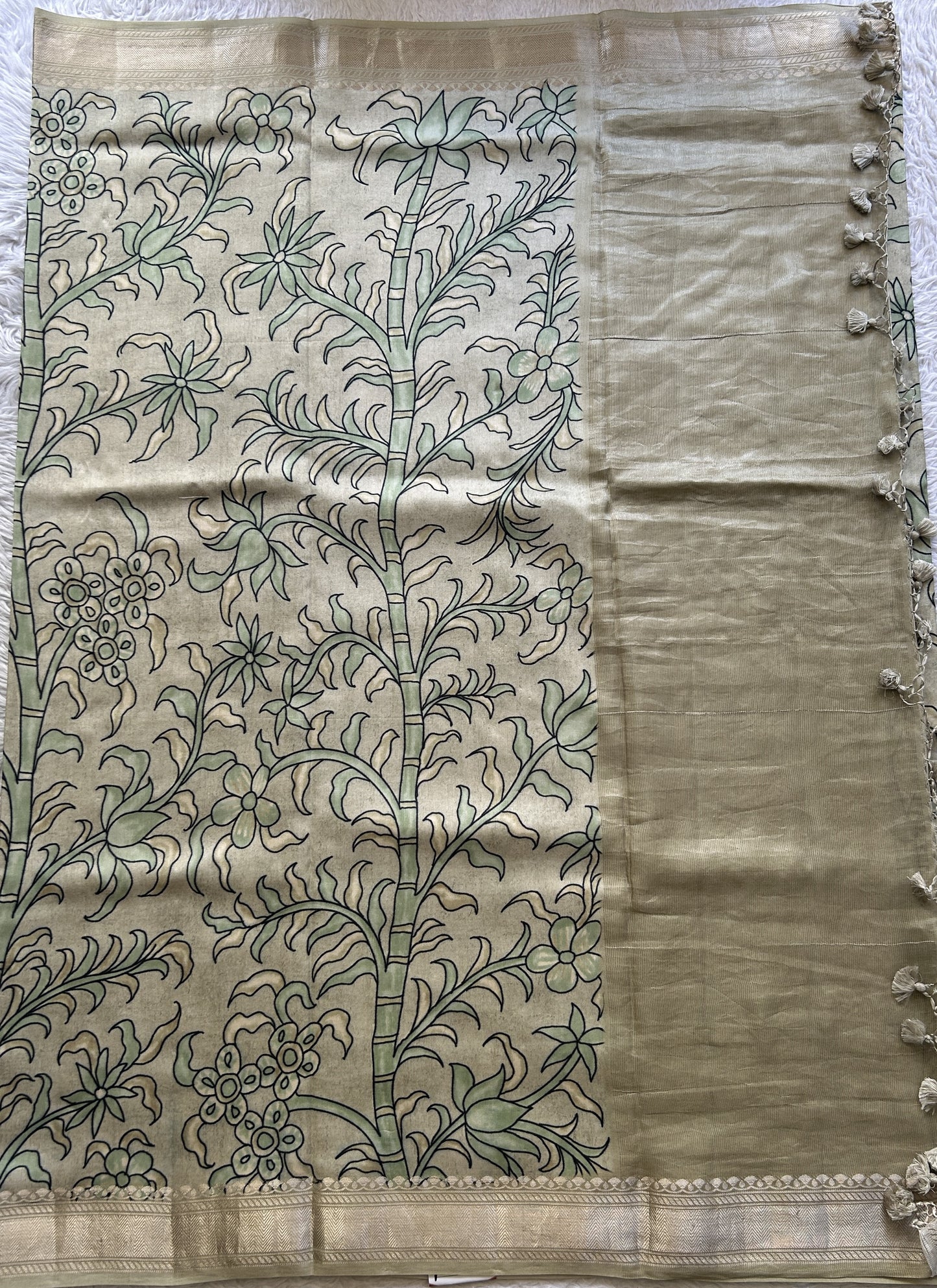Chiniya Silk Saree Very Light Green Colored Elegantly Paired with a Zari Border. - Sampradaya Designer Studio