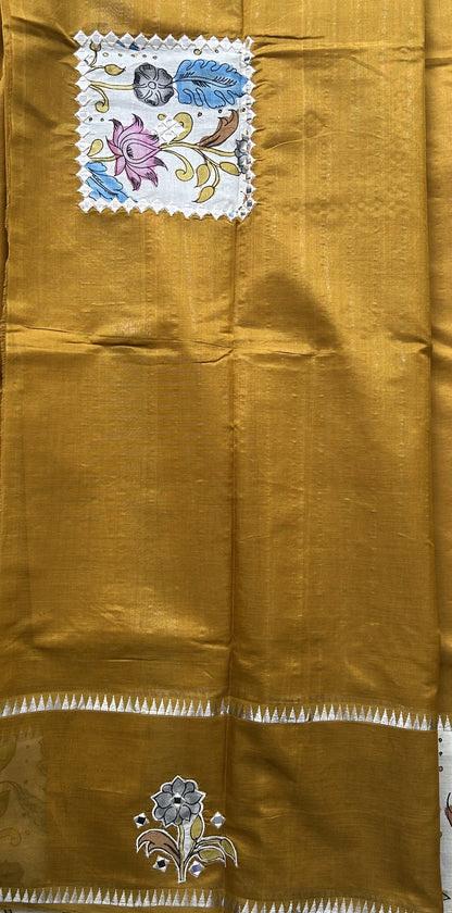 Mangalagiri Pen Kalamkari Saree Mustard Yellow colored complemented with a Zari border. - Sampradaya Designer Studio