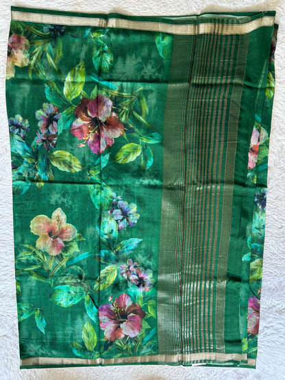 Banarasi Crepe Silk Saree Green Colored Elegantly Paired with a Gold Zari Border. - Sampradaya Designer Studio