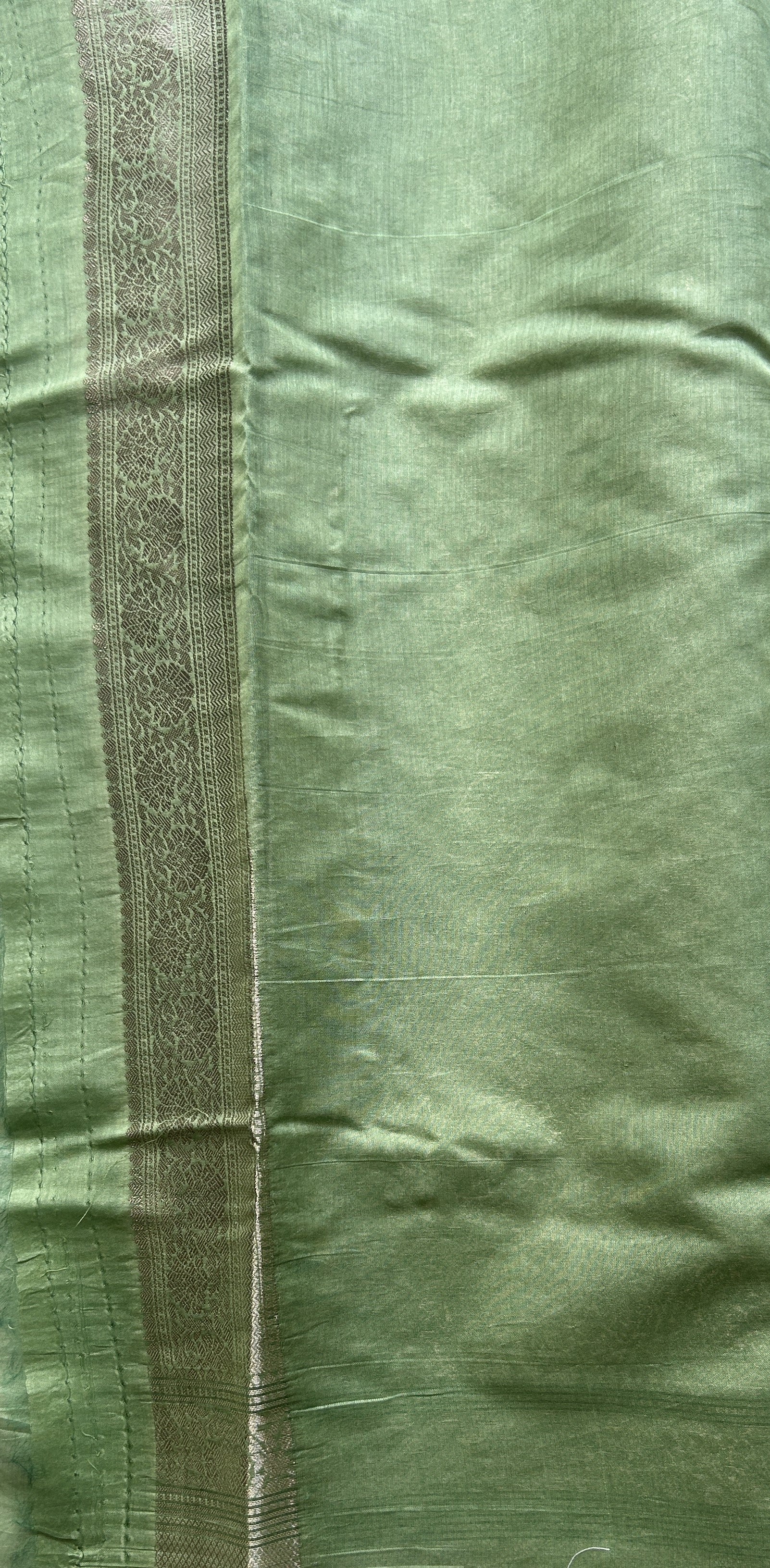 Maheshwari Chanderi Cotton Saree Green Colored Elegantly Paired with a Zari Border. - Sampradaya Designer Studio