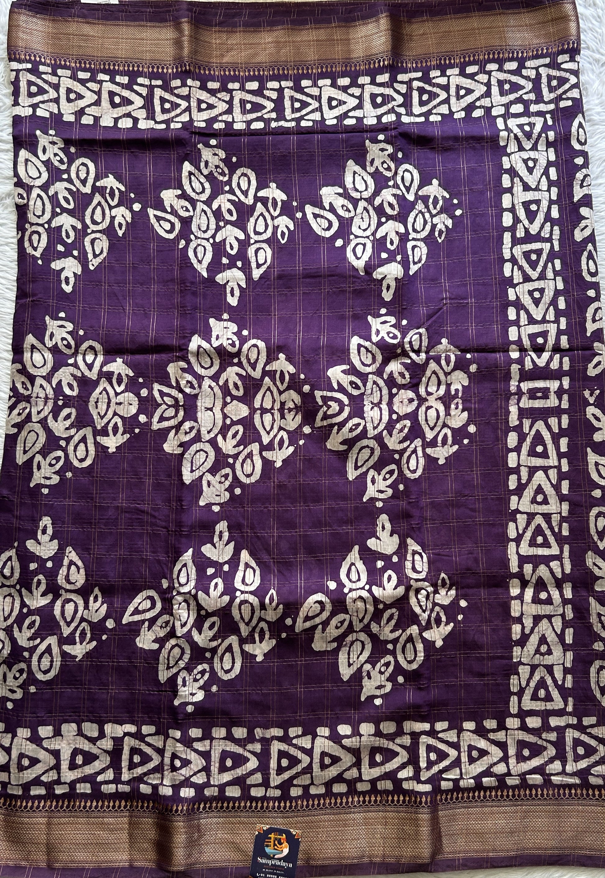 Dola Crepe Saree Purple Colored Complemented with a Zari Border. - Sampradaya Designer Studio