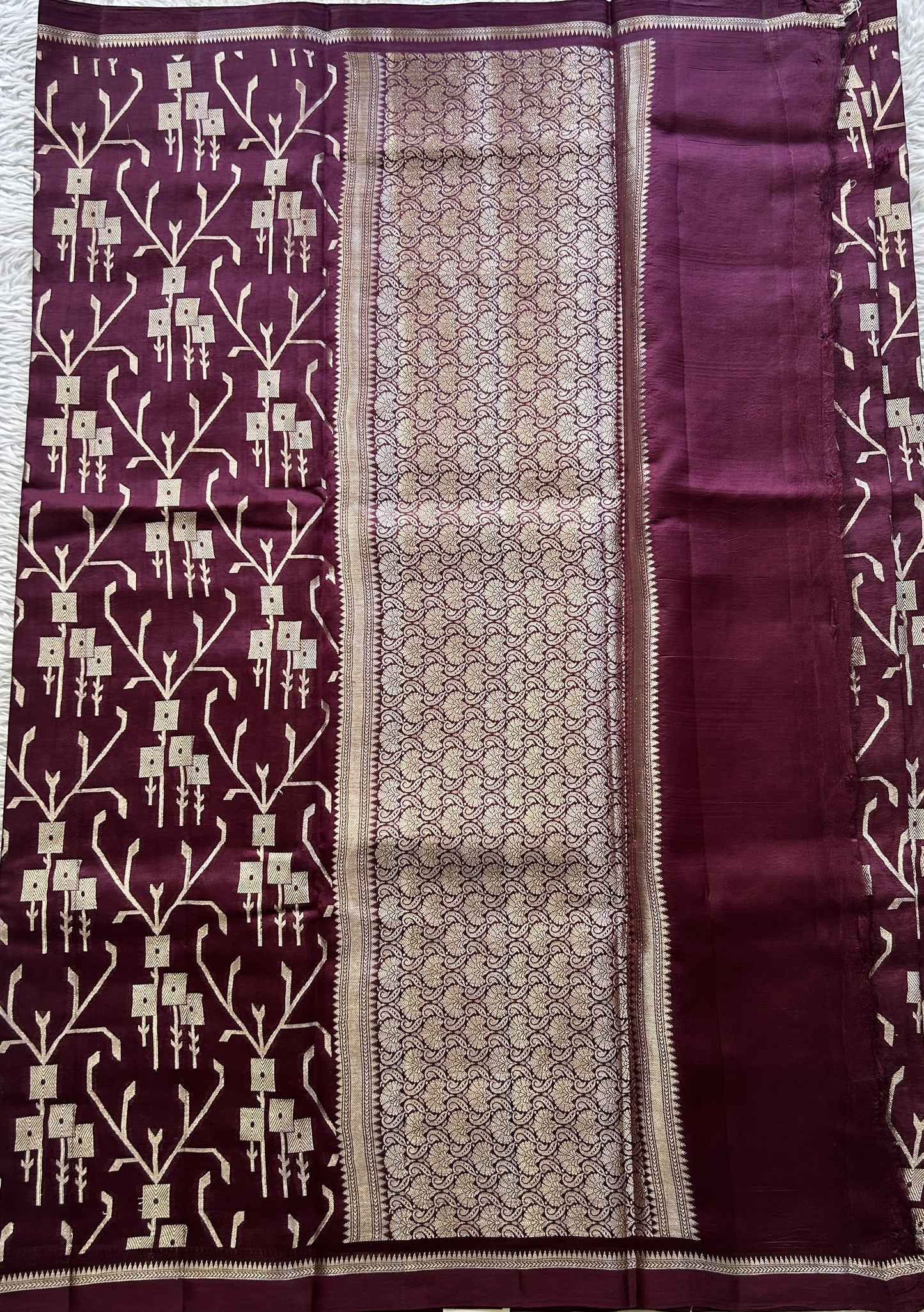 Chiniya Silk Saree Purple Colored Elegantly Paired with a Zari Border. - Sampradaya Designer Studio