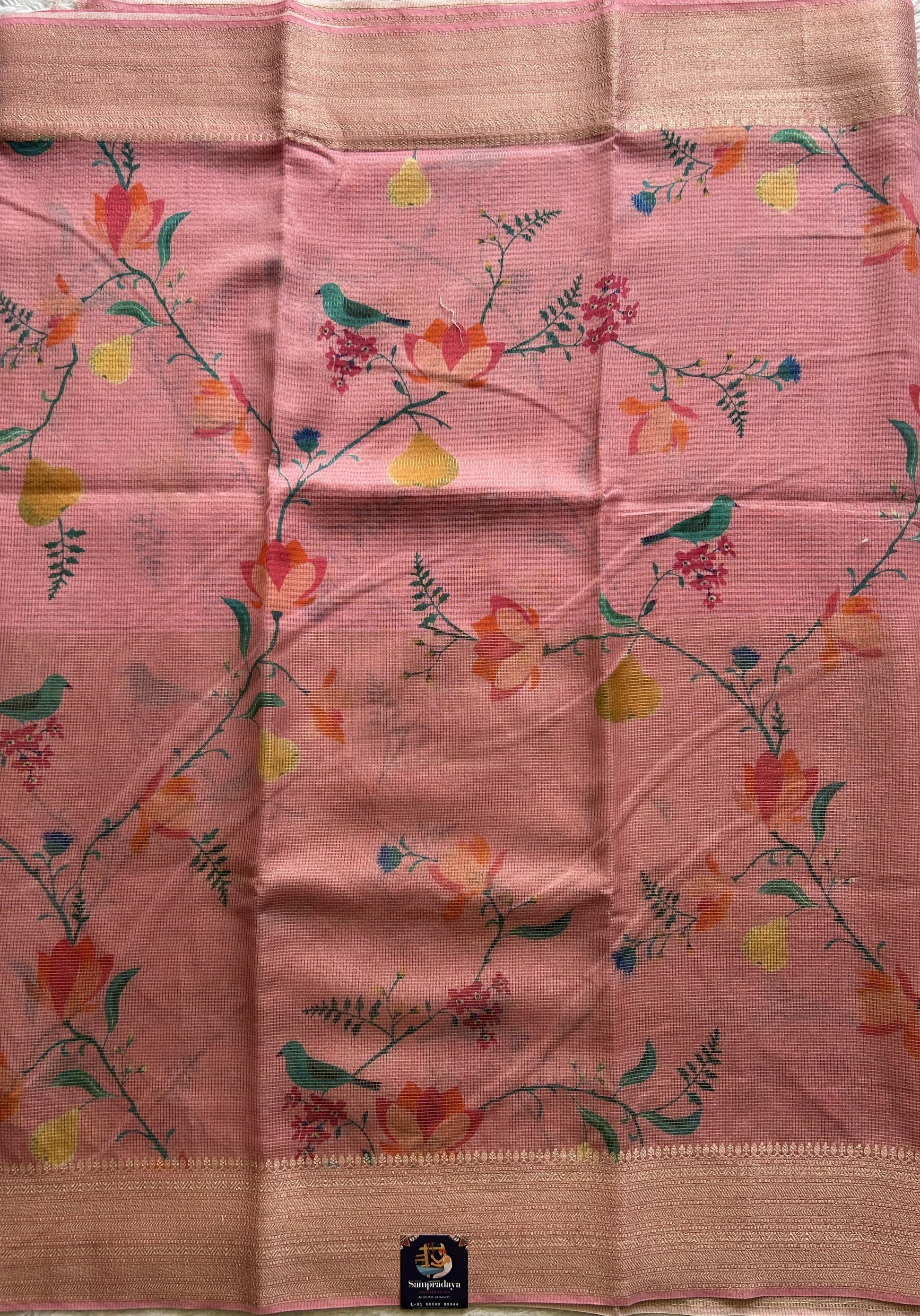 Maheshwari Chanderi Cotton Checks Saree Light Pink Colored Complemented with a Digital Print And Gold Zari Border. - Sampradaya Designer Studio