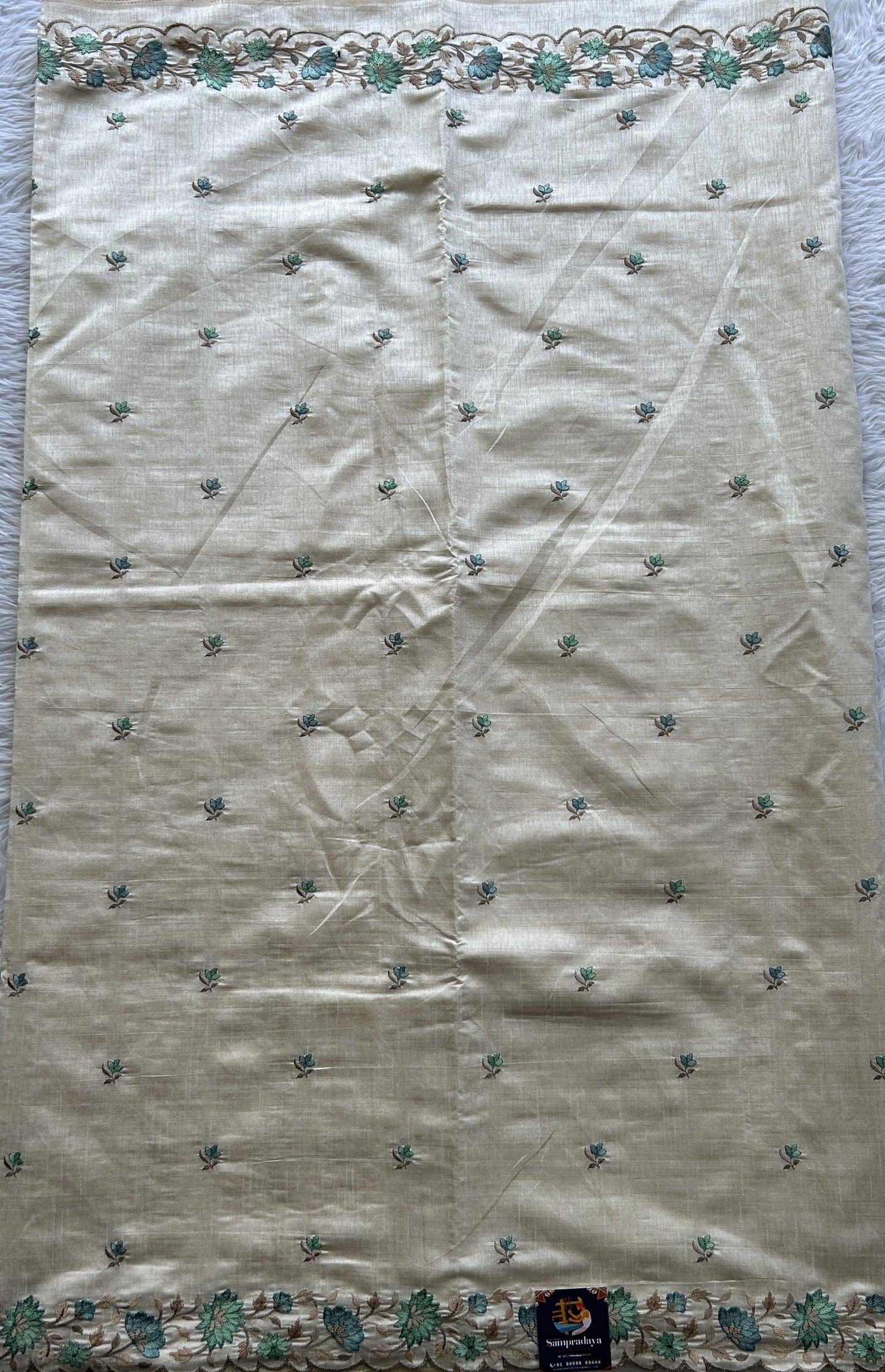 Semi Tussar Saree Off White Colored complemented with a Embroidery Scallop Border. - Sampradaya Designer Studio