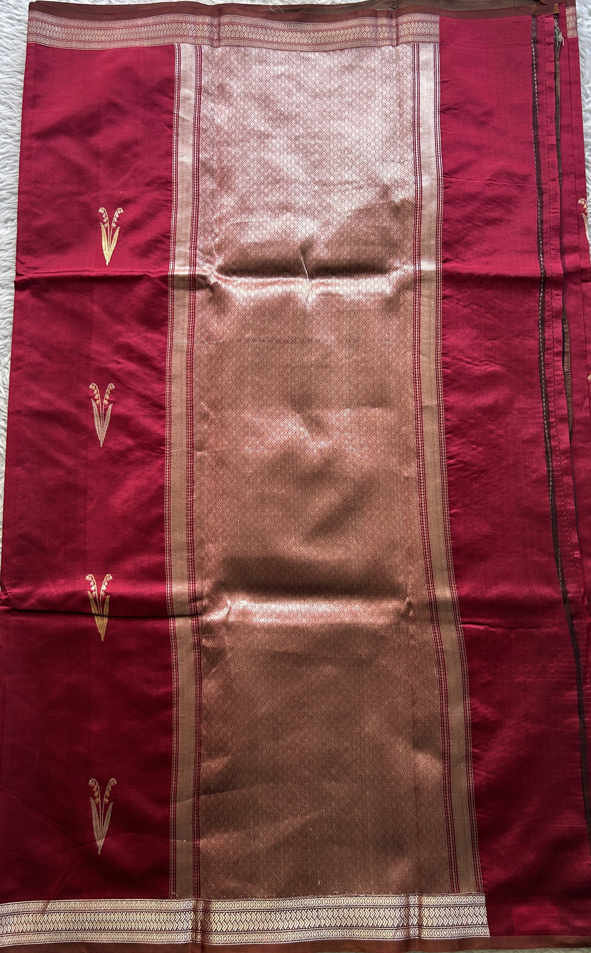 Banarasi Katan Silk Saree Magenta Colored Elegantly Paired with a Zari border. - Sampradaya Designer Studio