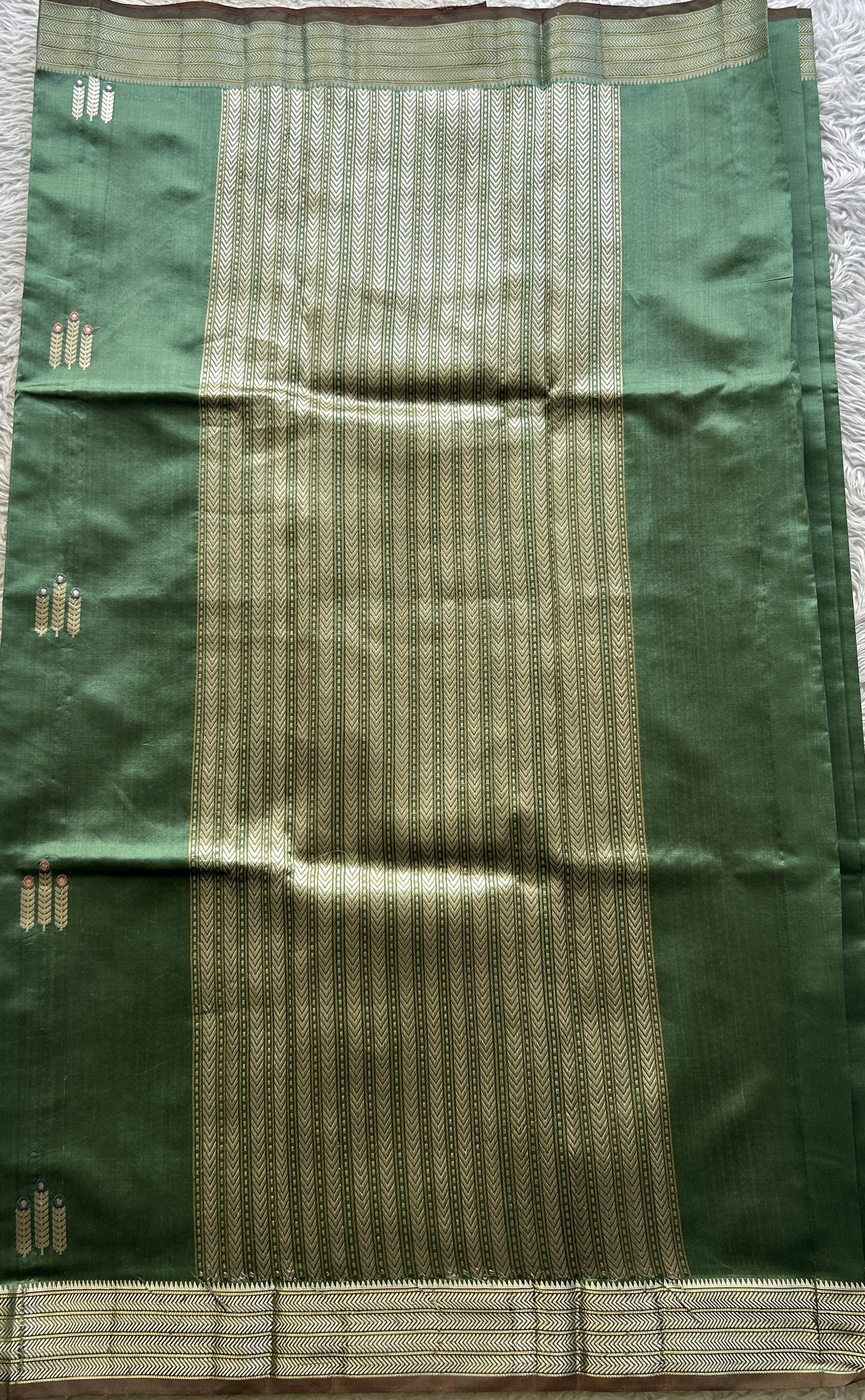 Banarasi Katan Silk Saree Sea Green Colored Elegantly Paired with a Zari border. - Sampradaya Designer Studio