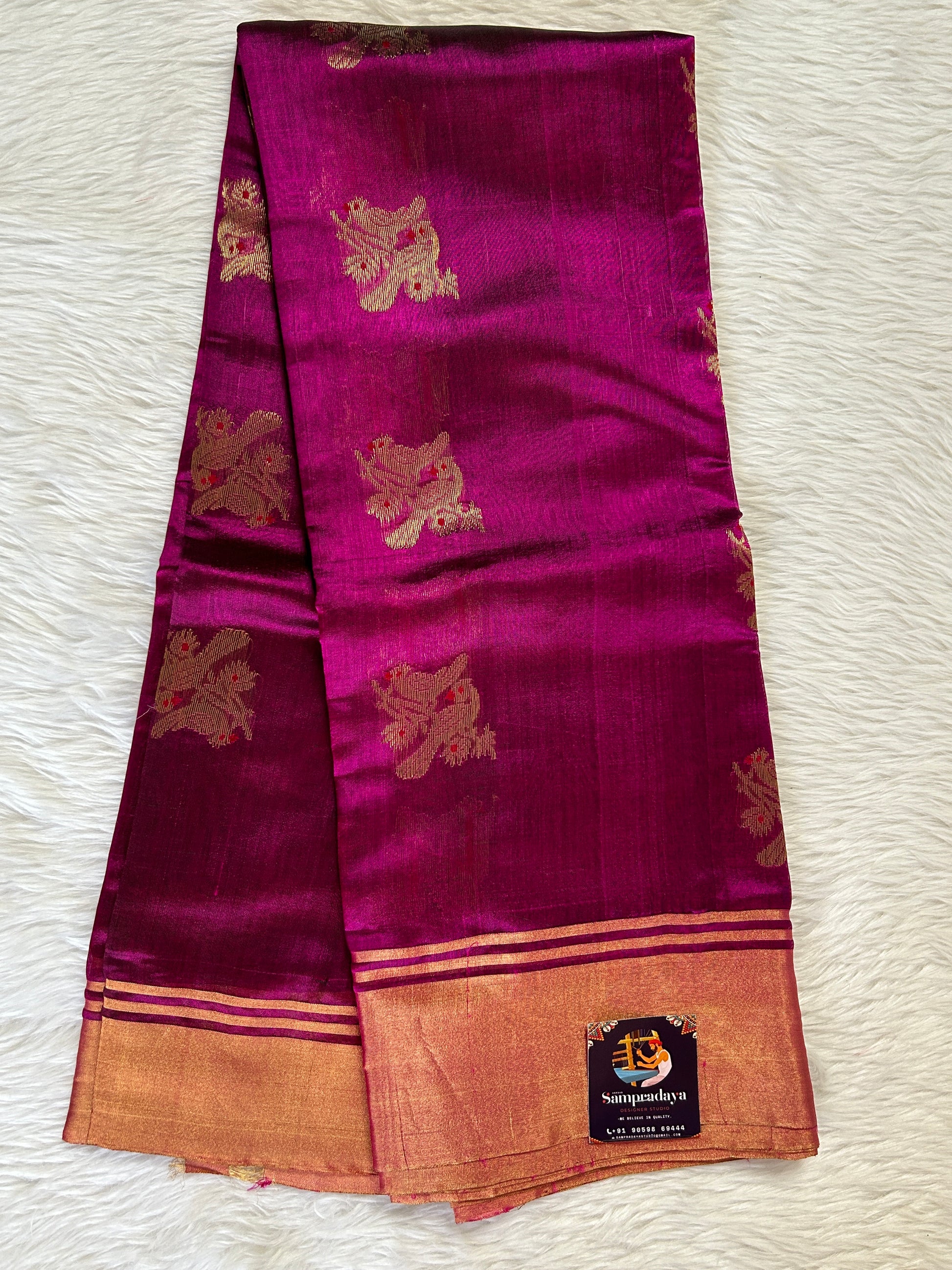 Chanderi Pattu Saree Magenta colored saree complemented with a Gold Zari border - Sampradaya Designer Studio