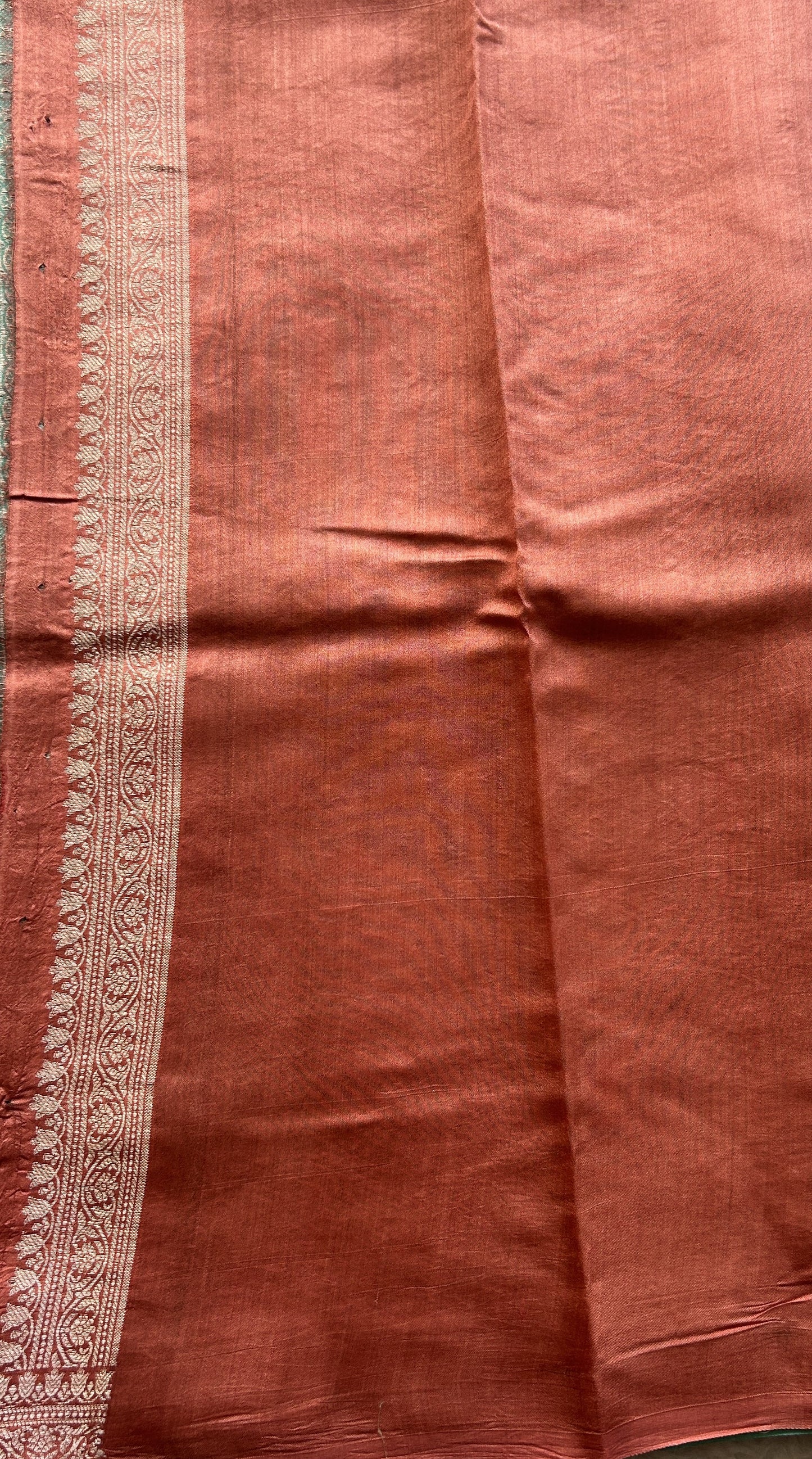 Chiniya Silk Saree Sea Green Colored Elegantly Paired with a Jal Border. - Sampradaya Designer Studio