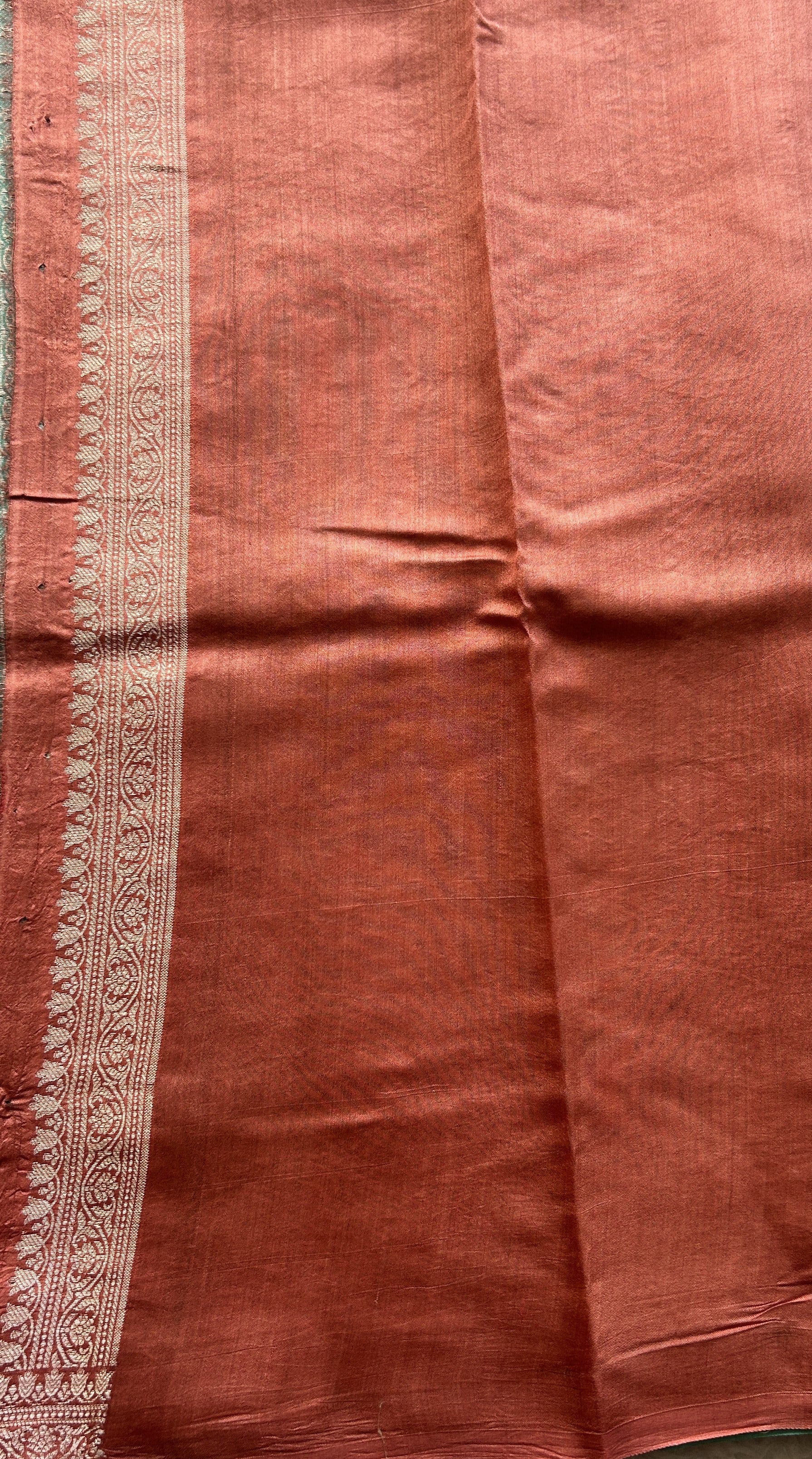 Chiniya Silk Saree Sea Green Colored Elegantly Paired with a Jal Border. - Sampradaya Designer Studio