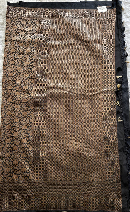 Banarasi Semi Katan Saree Black Colored Complemented with a Zari Border. - Sampradaya Designer Studio