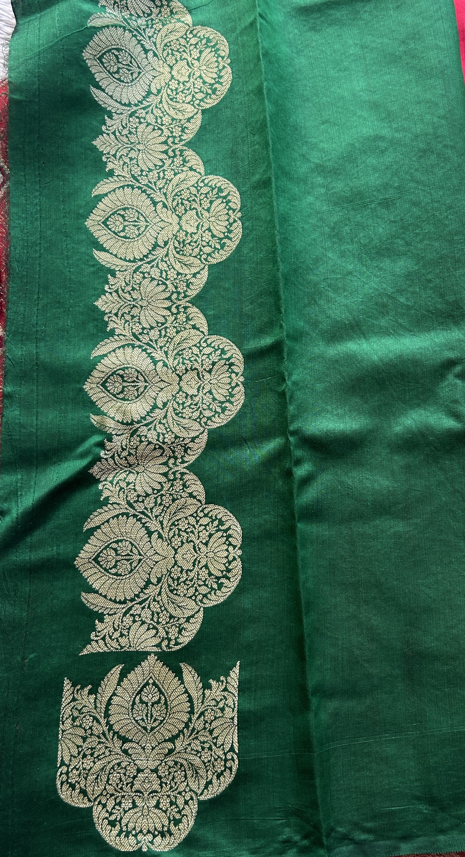 Chiniya Silk Saree Red Colored exquisite with a Scallop Zari Border. - Sampradaya Designer Studio