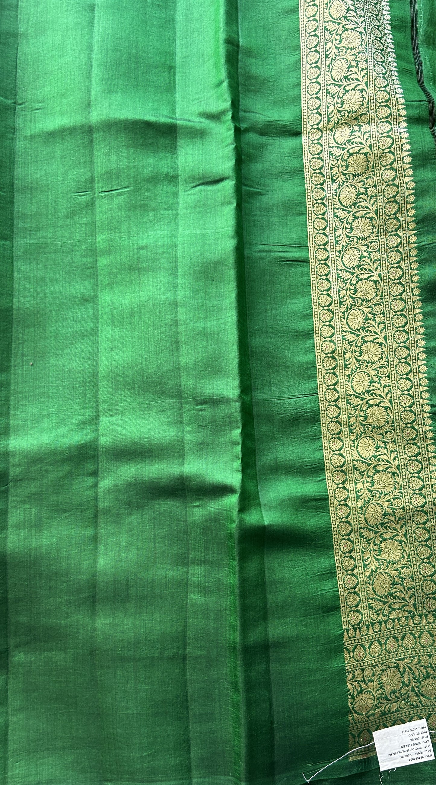 Chiniya Silk Saree Purple Colored Elegantly Paired with a Green Color Zari Border. - Sampradaya Designer Studio