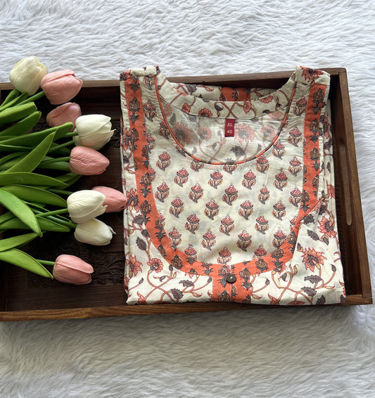 Jaipur Cotton Kurti Cream Colored With a Floral Print. - Sampradaya Designer Studio