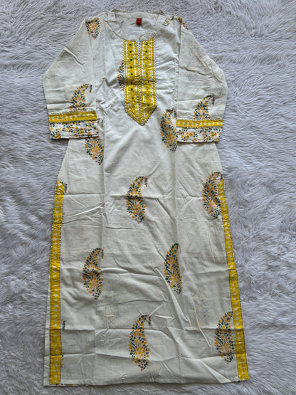 Jaipur Cotton White Colored With a Printed Kurti. - Sampradaya Designer Studio