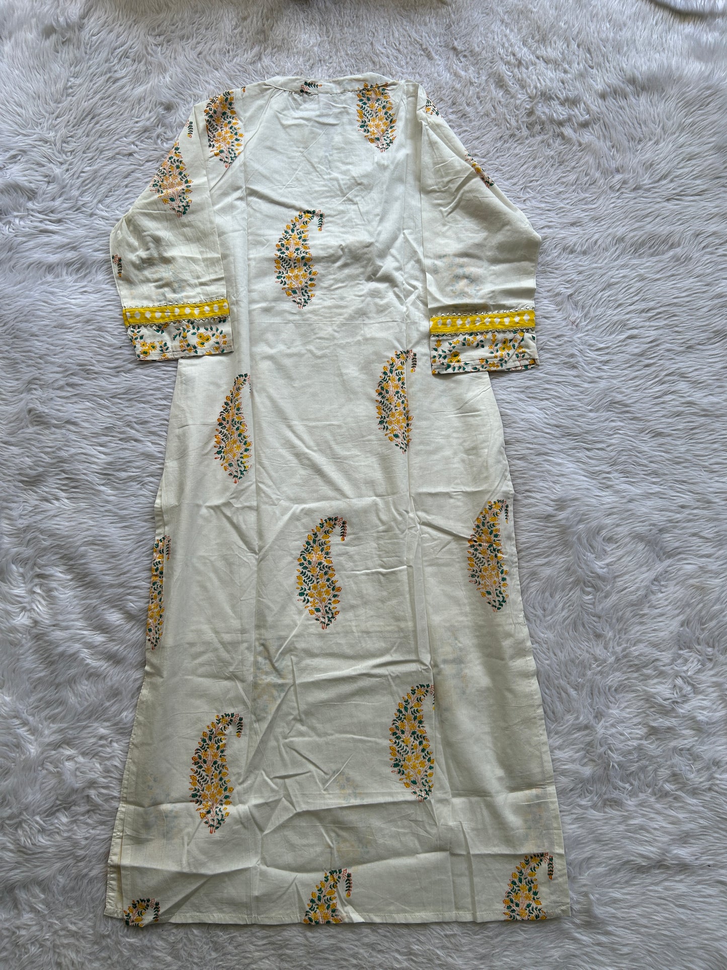 Jaipur Cotton White Colored With a Printed Kurti. - Sampradaya Designer Studio
