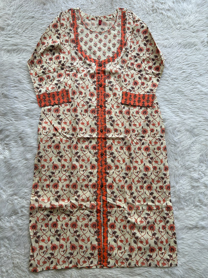 Jaipur Cotton Kurti Cream Colored With a Floral Print. - Sampradaya Designer Studio