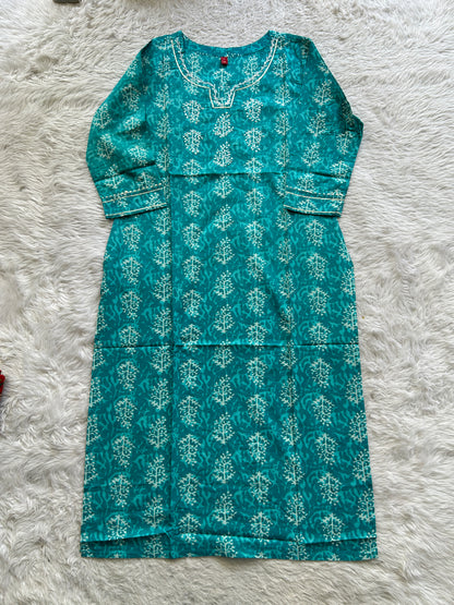 Jaipur Cotton Kurti Sky Blue Colored With a Floral Print. - Sampradaya Designer Studio