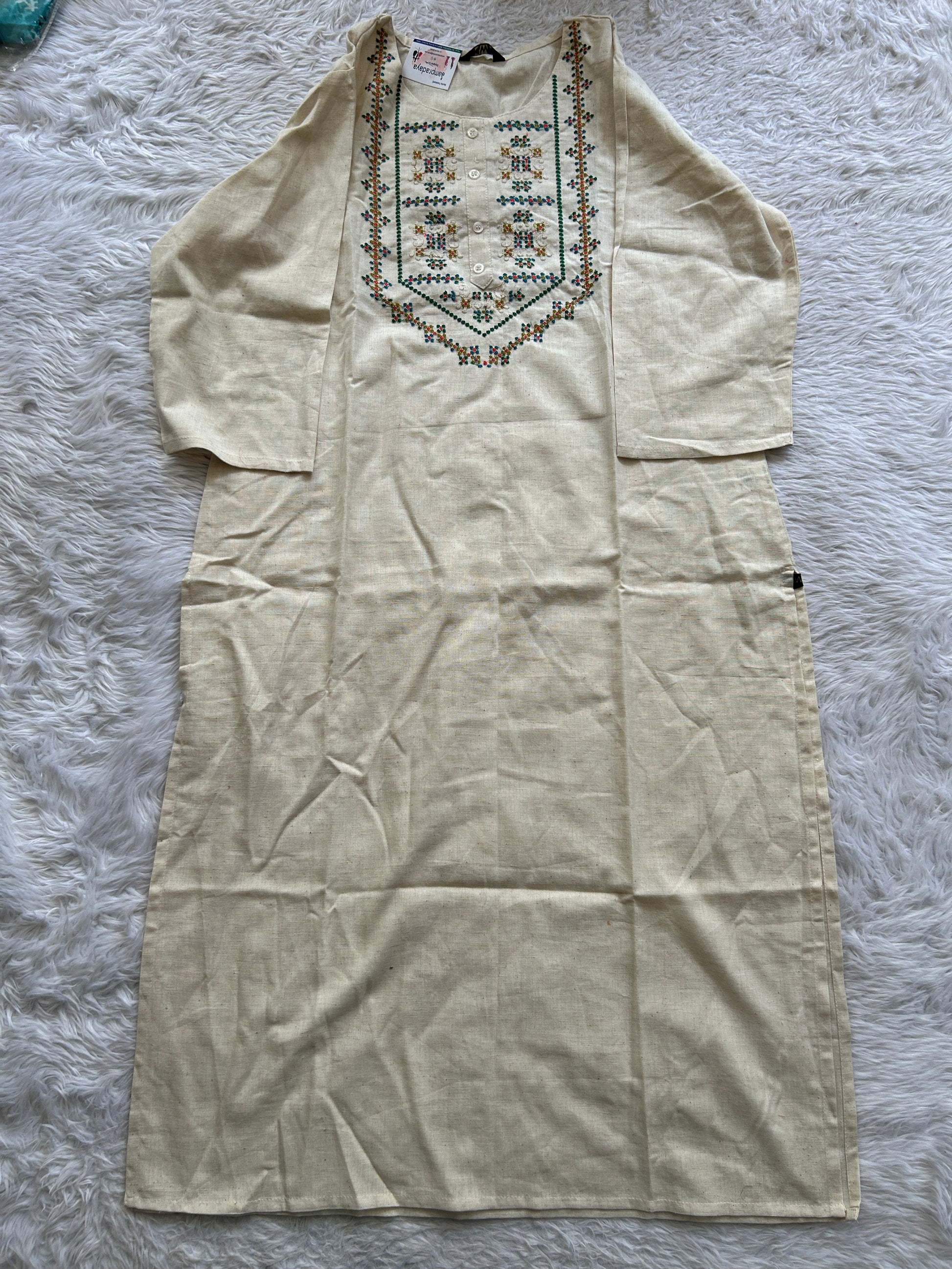 Jaipur Cotton Off White Colored With a Plain Kurti. - Sampradaya Designer Studio