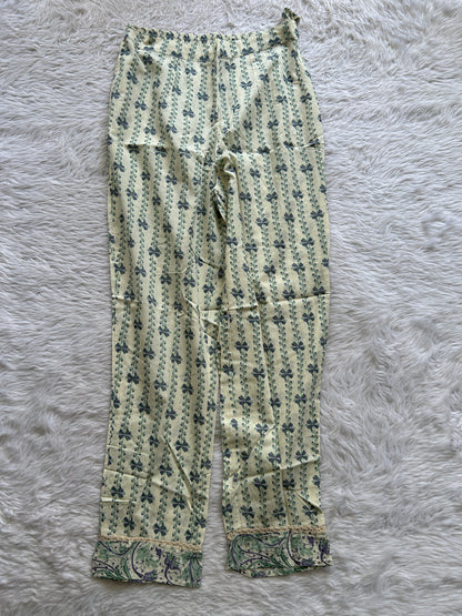 Jaipur Cotton Off White Colored With a Floral Kurti Set. - Sampradaya Designer Studio