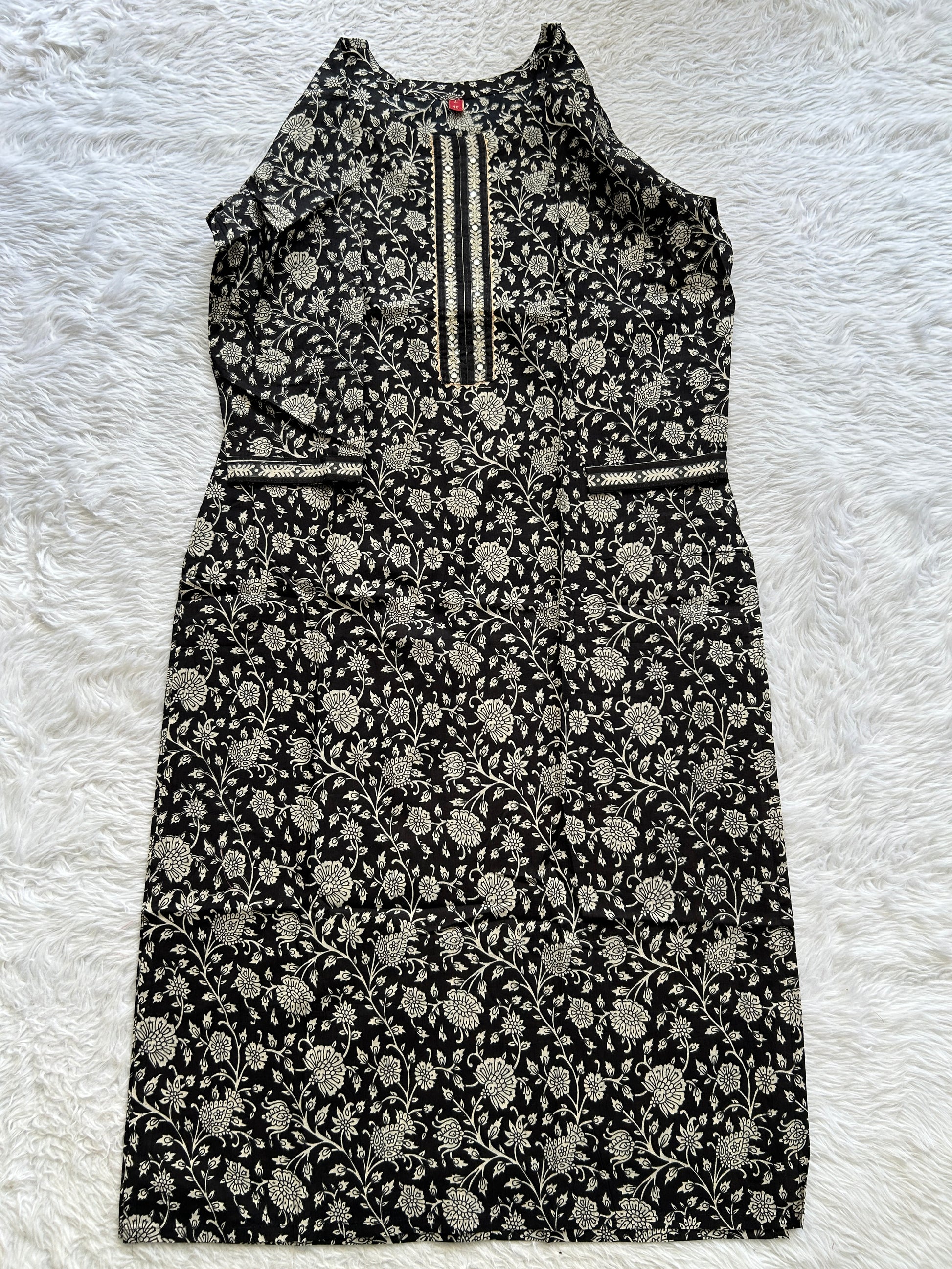 Jaipur Cotton Black Colored With a Floral Kurti Set. - Sampradaya Designer Studio