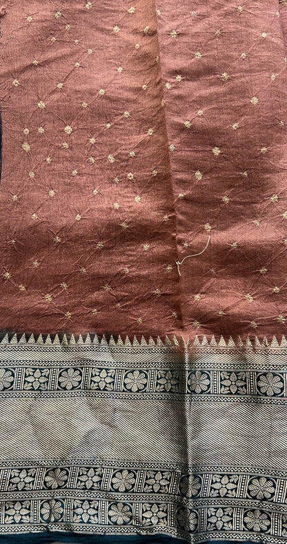 Bandhani Saree Rust Colored Elegantly Paired with a Teal Blue Color Zari Border. - Sampradaya Designer Studio