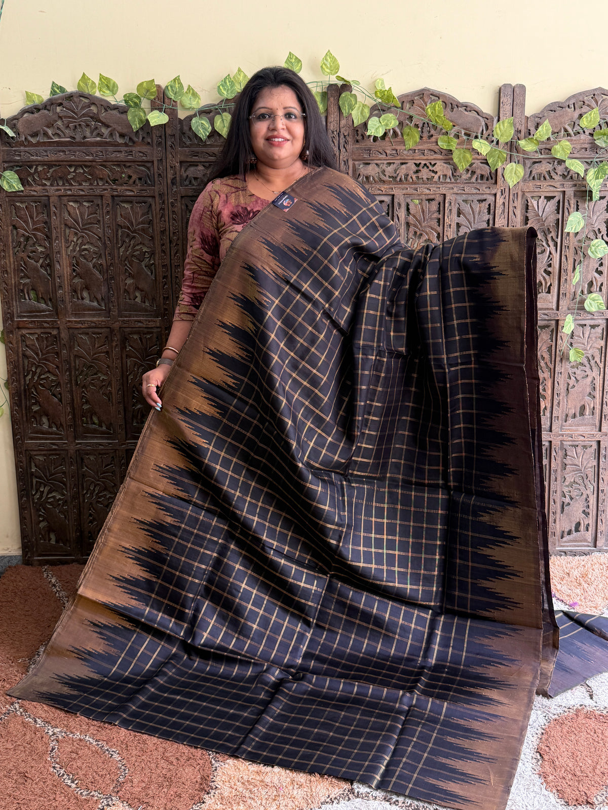 Black Gadwal Silk Saree with Gold Zari Border — Pure Handloom | Silk Mark Certified