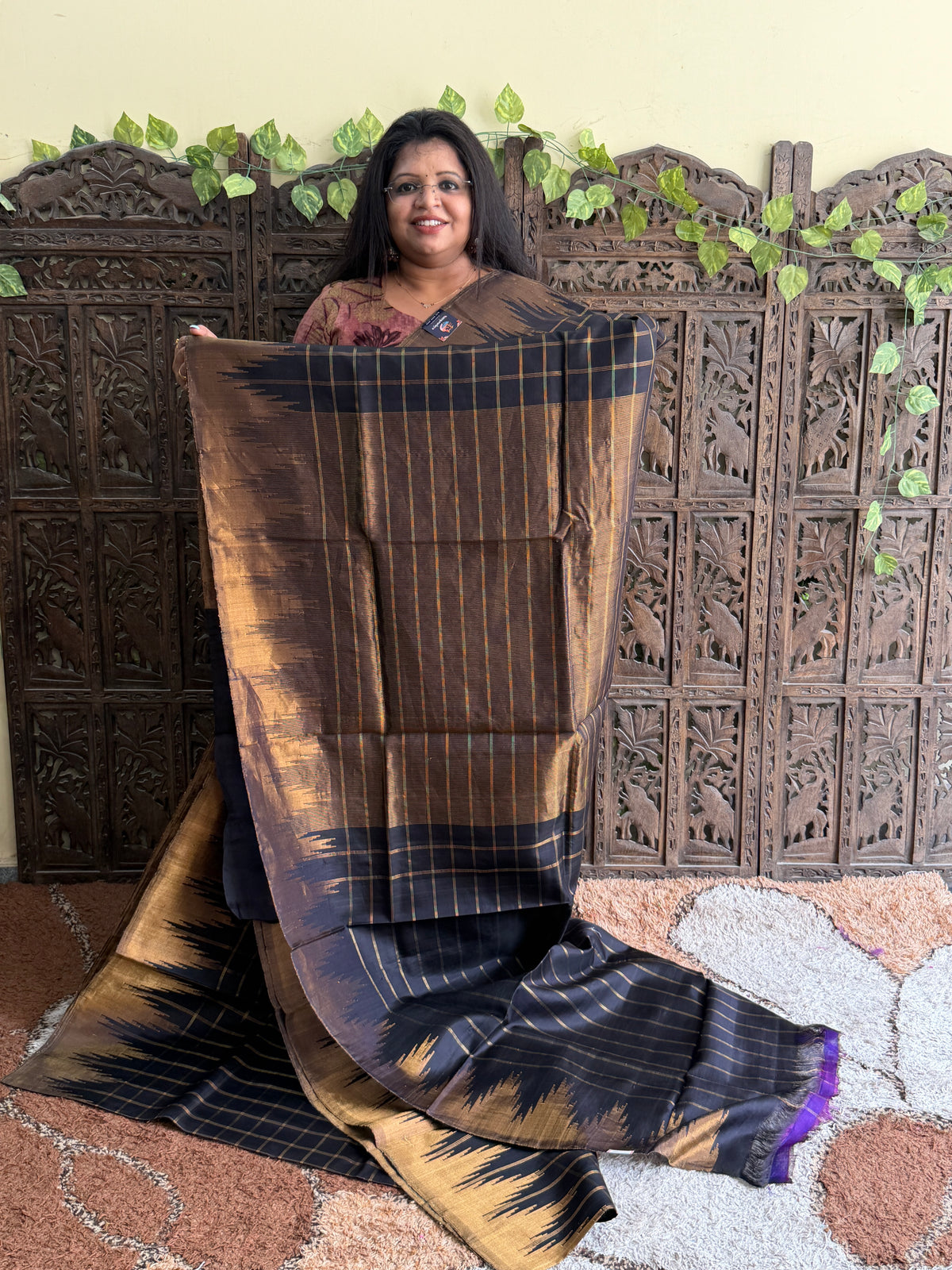 Black Gadwal Silk Saree with Gold Zari Border — Pure Handloom | Silk Mark Certified