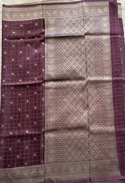 Semi Georgette Saree Lavender Colored Complemented with a Zari Border. - Sampradaya Designer Studio