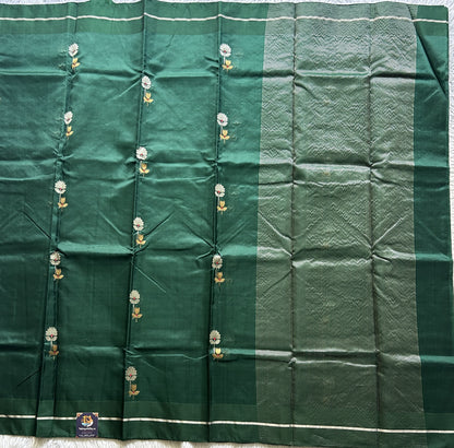 Chanderi silk Saree Paisley Green color Elegantly Paired with a Silver Zari Border - Sampradaya Designer Studio