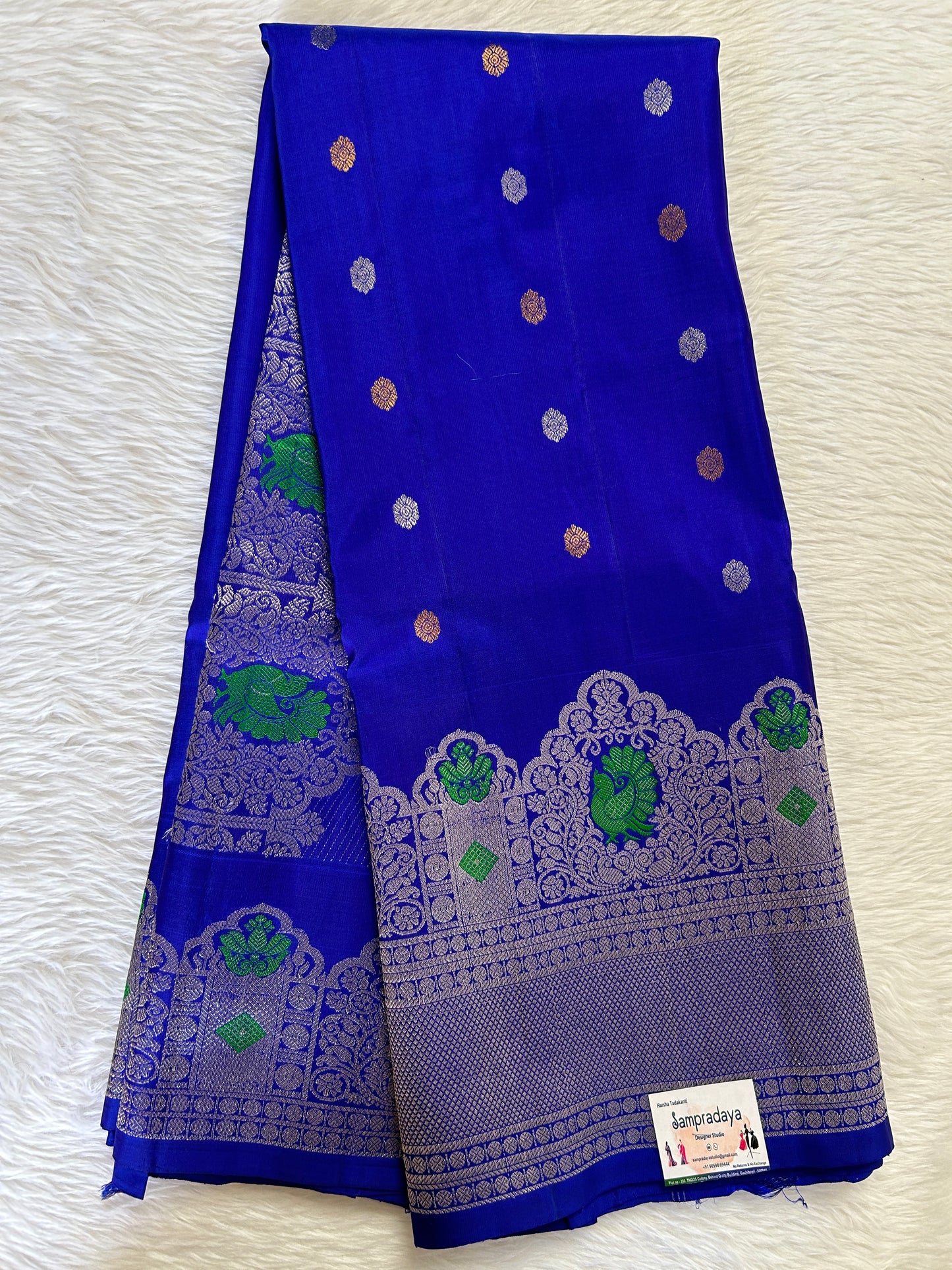 Gadwal Pattu Saree Royal Blue Colored Complemented With a Pattu Kanchi Border - Sampradaya Designer Studio