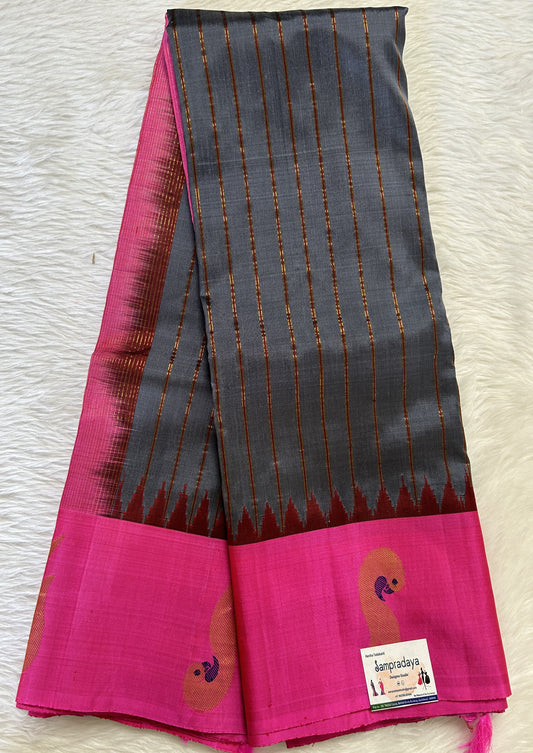 Gadwal Pattu Saree Gray Colored Complemented With a Pattu Pink Color Munia Border - Sampradaya Designer Studio