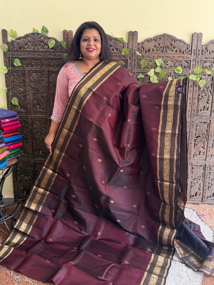 Pure Kanjivaram Silk Saree | Brown With Gold Zari Border | Handloom | Silk Mark Certified