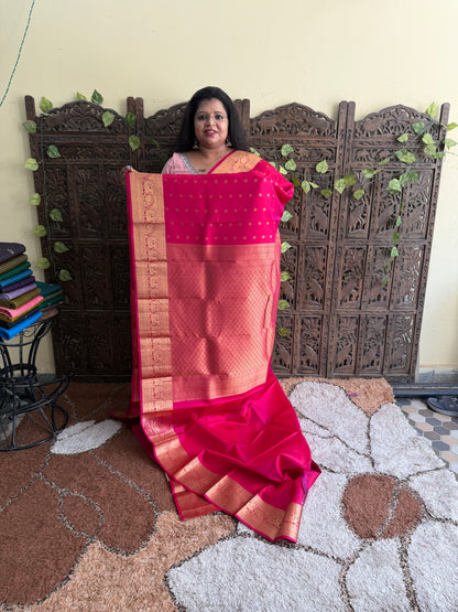 Pure Kanjivaram Silk Saree | Rani Pink With Gold Zari Border | Handloom | Silk Mark Certified