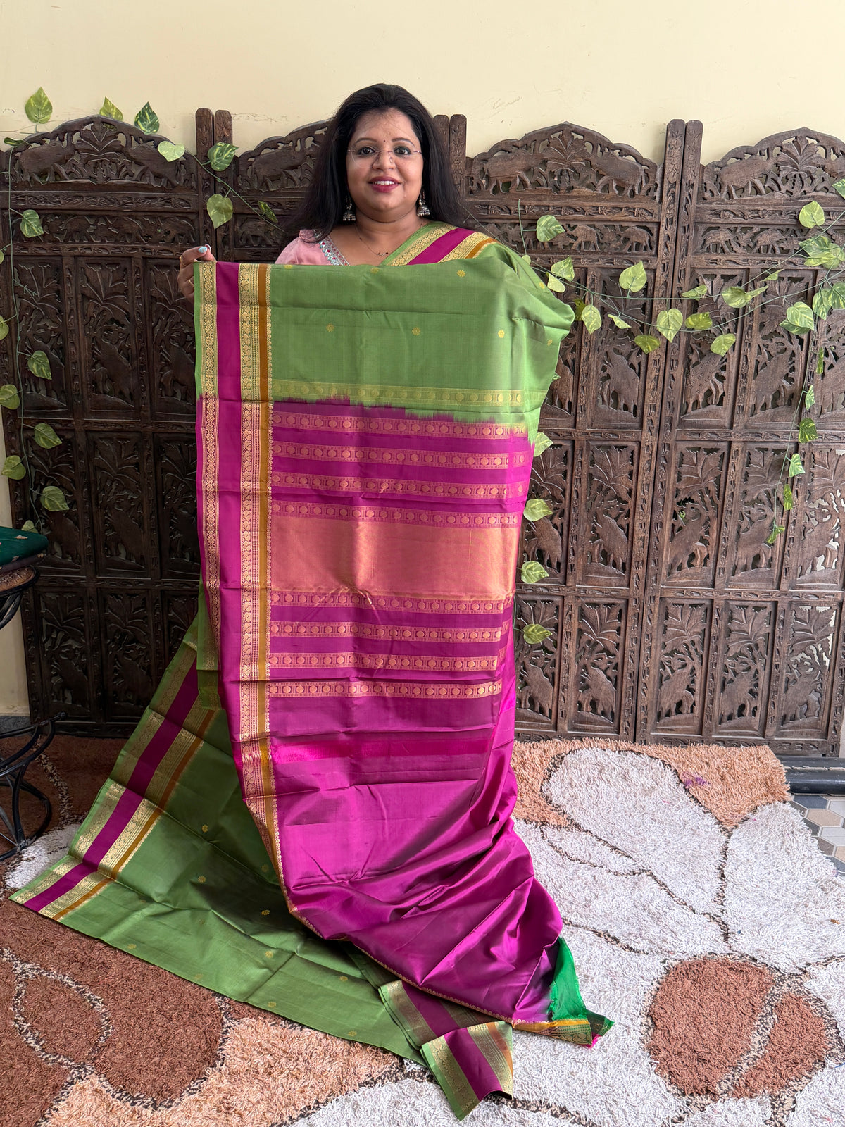 Pure Kanjivaram Silk Saree | Mehandi Green With Gold Zari Border | Handloom | Silk Mark Certified