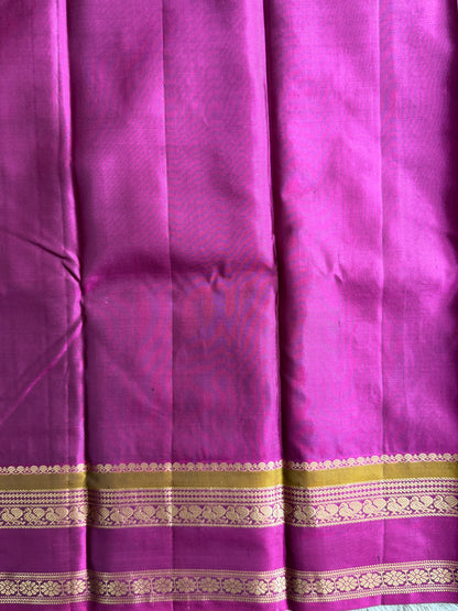 Pure Kanjivaram Silk Saree | Mehandi Green With Gold Zari Border | Handloom | Silk Mark Certified